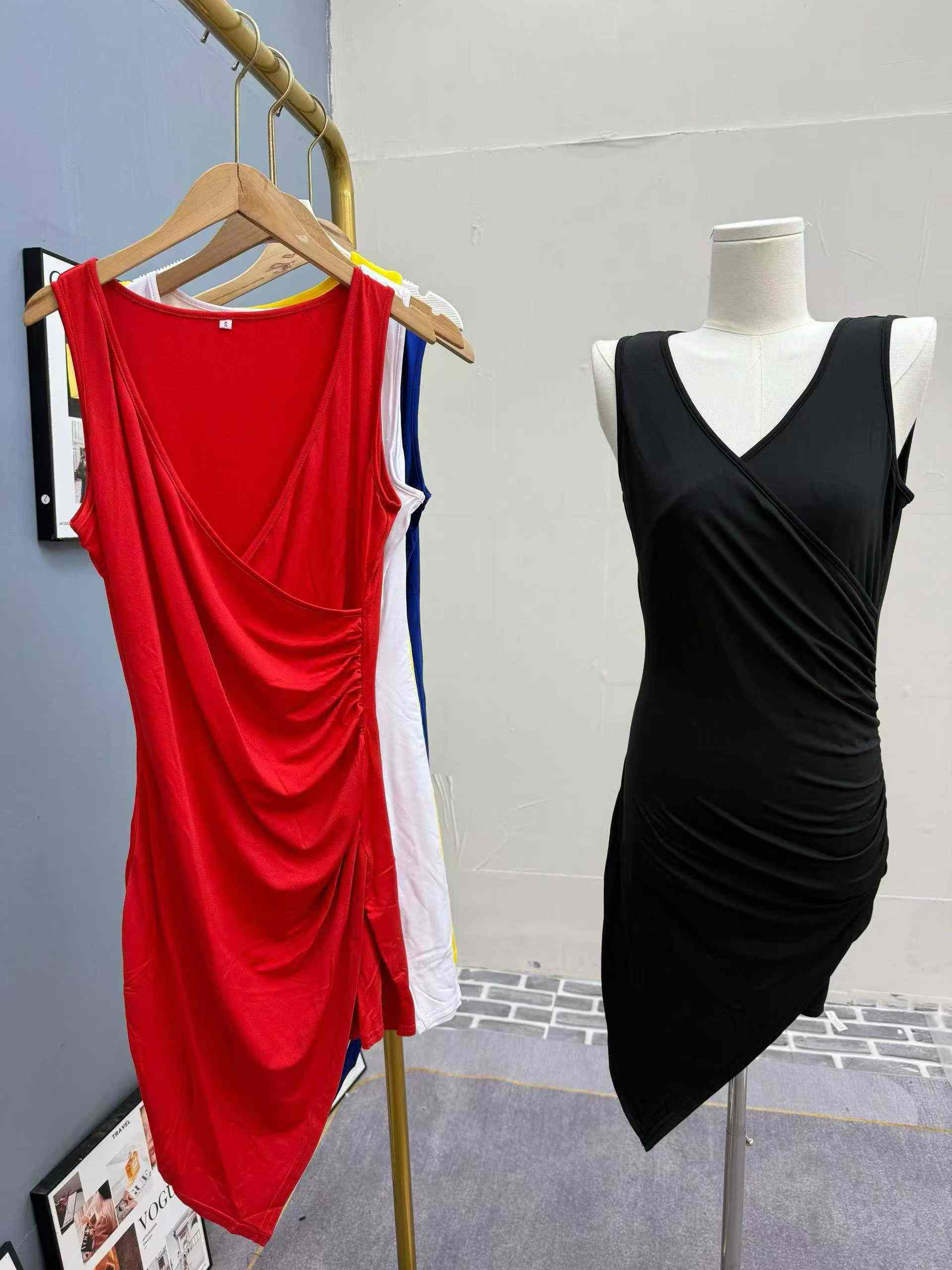Váy midi ôm sát dáng không tay cổ chữ V sâu màu trơn xu hướng thời trang mới, 850 chiếc - Image 2