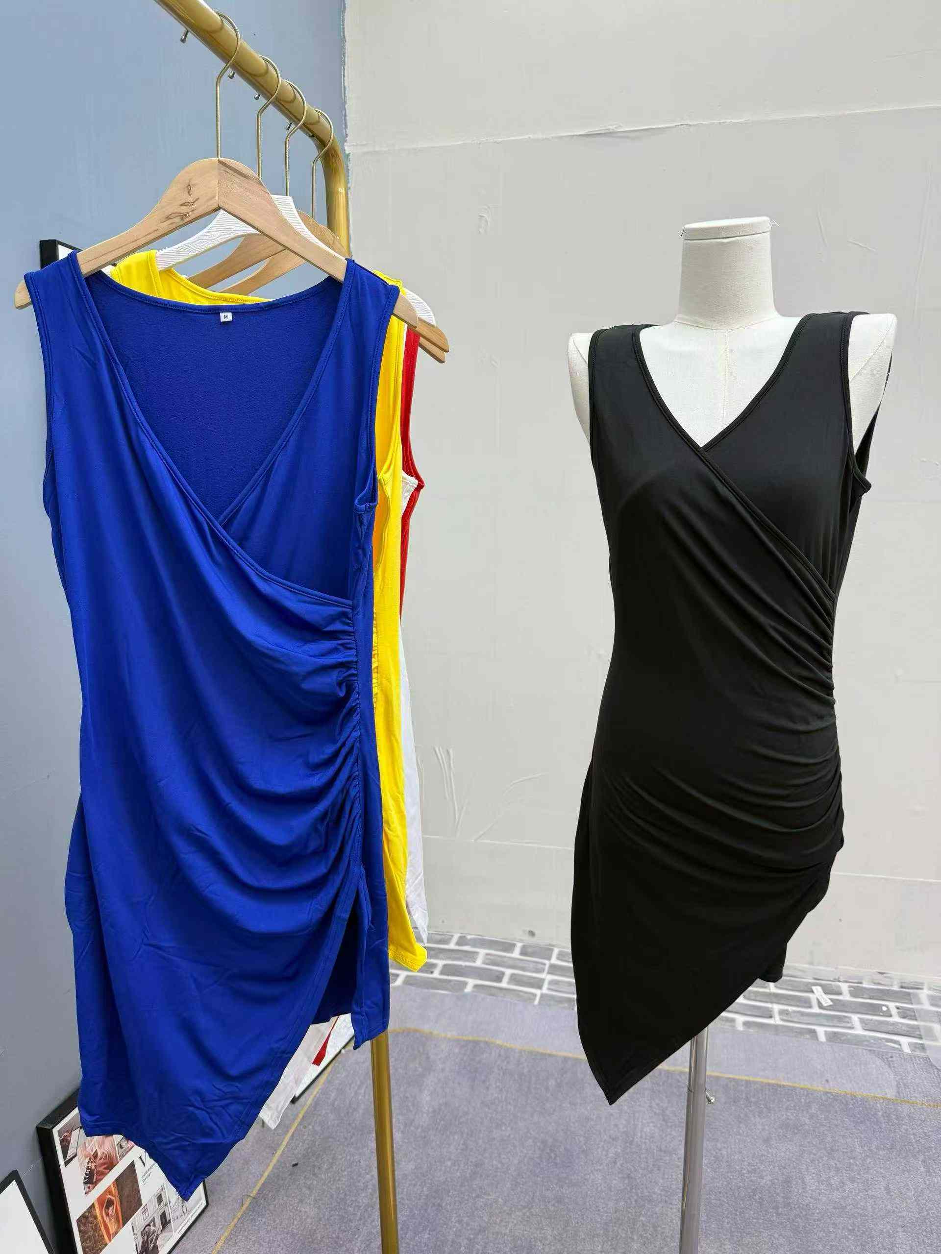 Váy midi ôm sát dáng không tay cổ chữ V sâu màu trơn xu hướng thời trang mới, 850 chiếc - Image 4