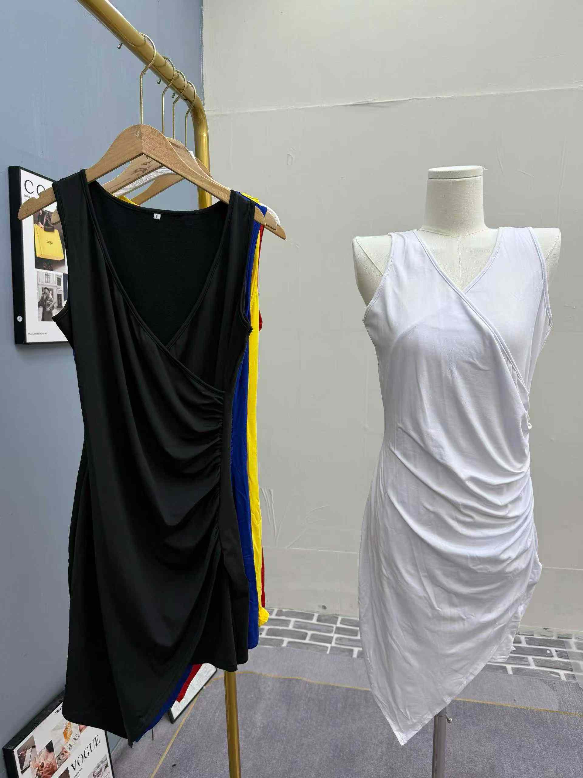 Váy midi ôm sát dáng không tay cổ chữ V sâu màu trơn xu hướng thời trang mới, 850 chiếc - Image 6