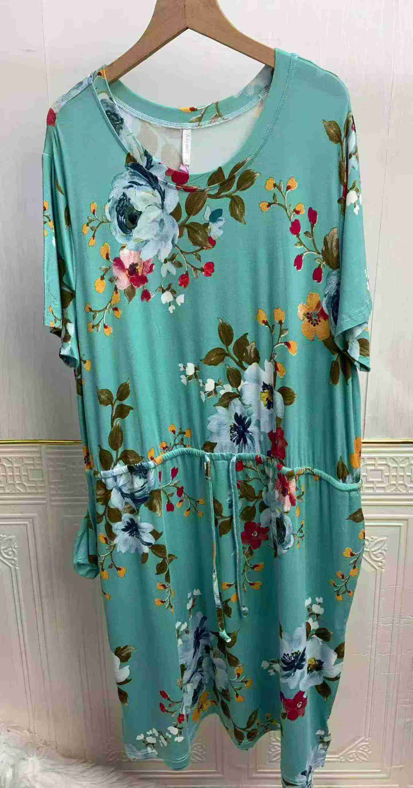 300 pièces de robes pour femmes de grandes tailles de style euro-américain avec poches - Image 5