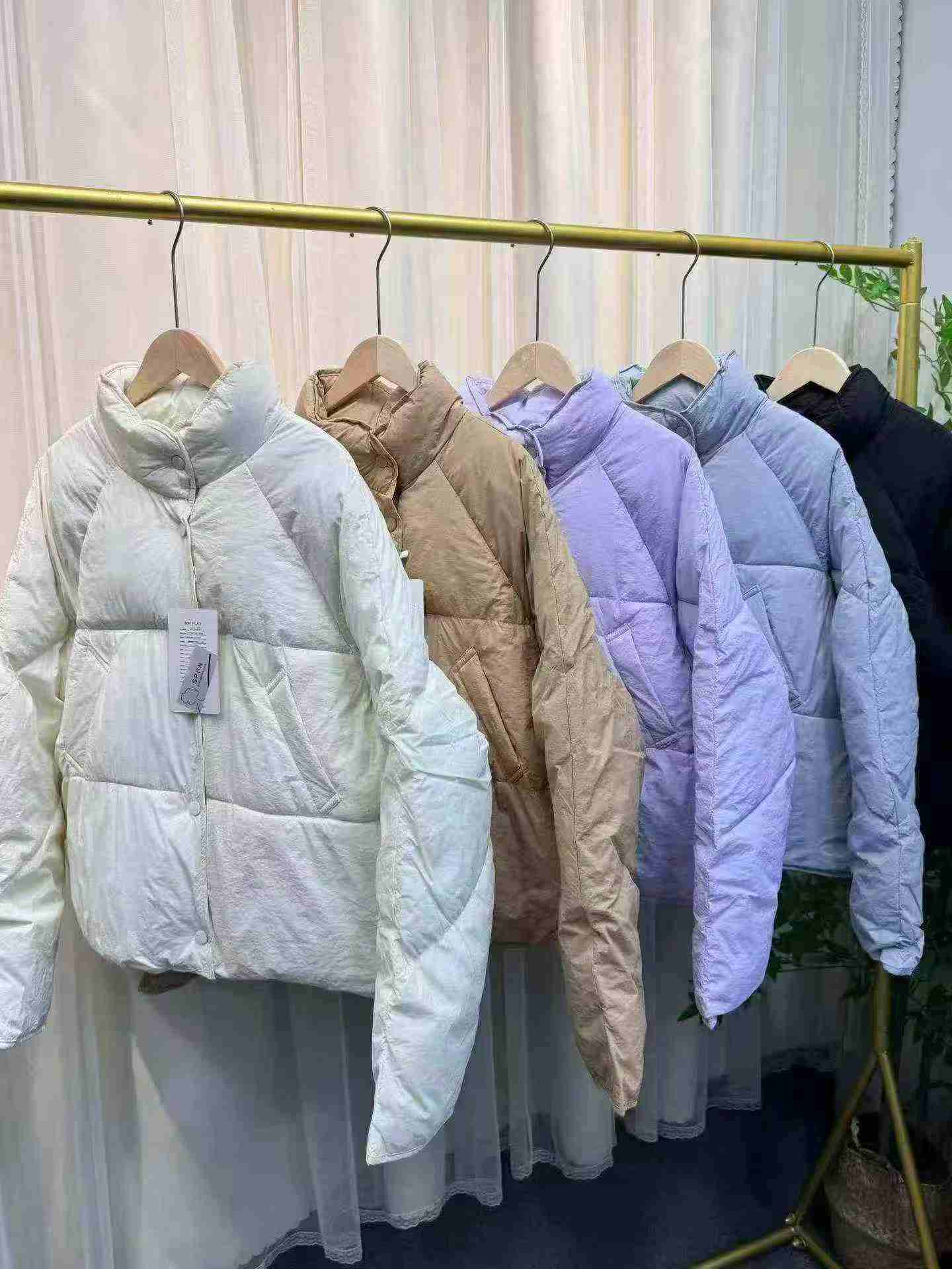 5701 Pcs Women's Short Hooded Loose Winter Padded Coat - Image 8