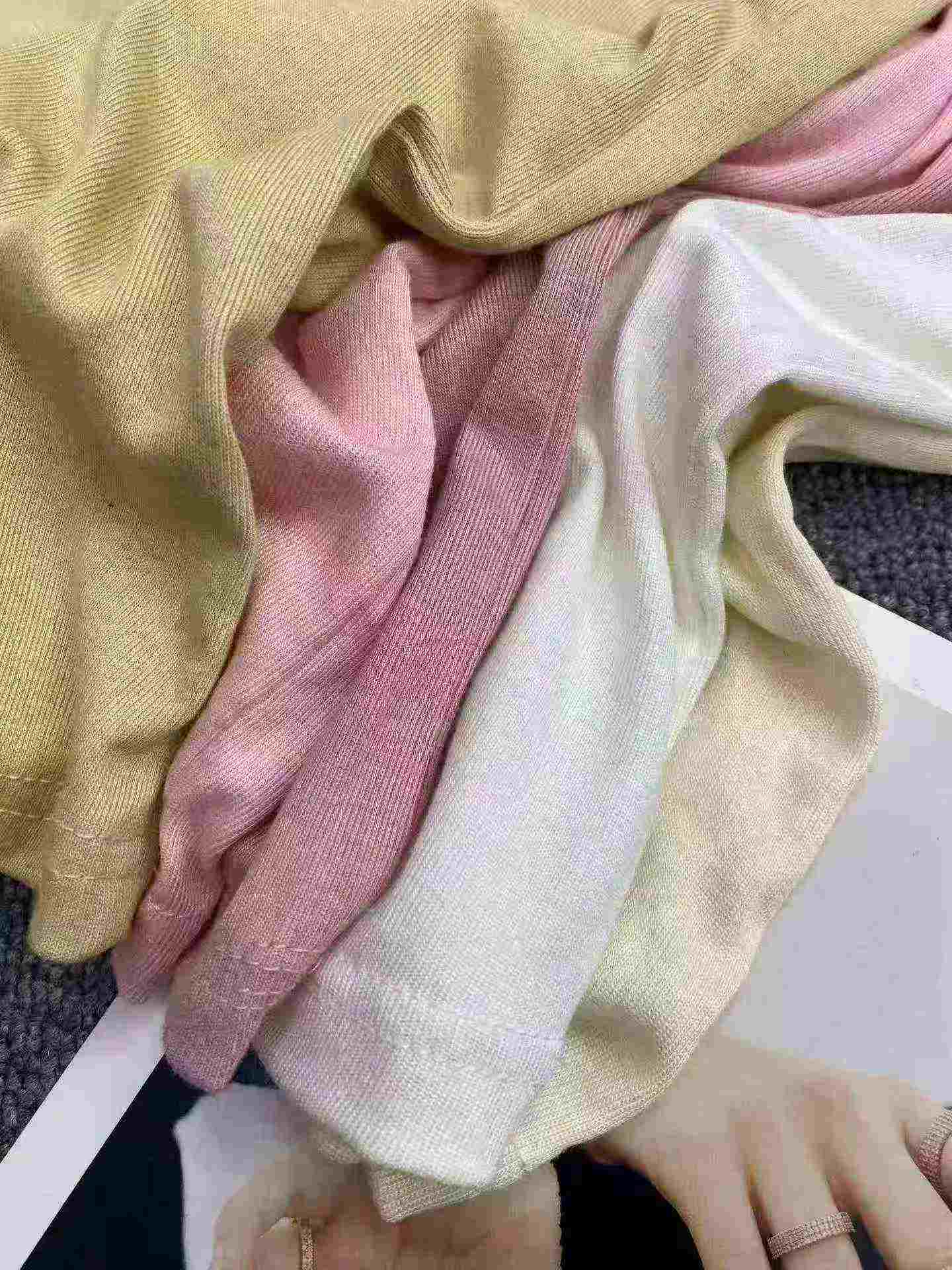 2203 Pcs Soft Stretchy Camisole Tank Tops - Image 8