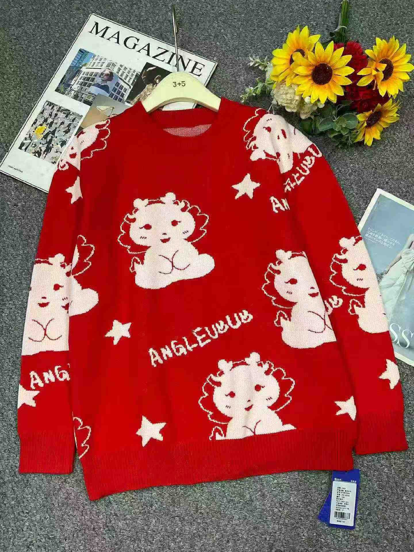 เสื้อสเวตเตอร์พูลโอเวอร์ทรงหลวมลายการ์ตูนจาการ์ด สวมใส่ได้ทั้งชายและหญิง สำหรับฤดูใบไม้ร่วงและฤดูหนาว สต็อกจำนวน 2770 ชิ้น - Image 3