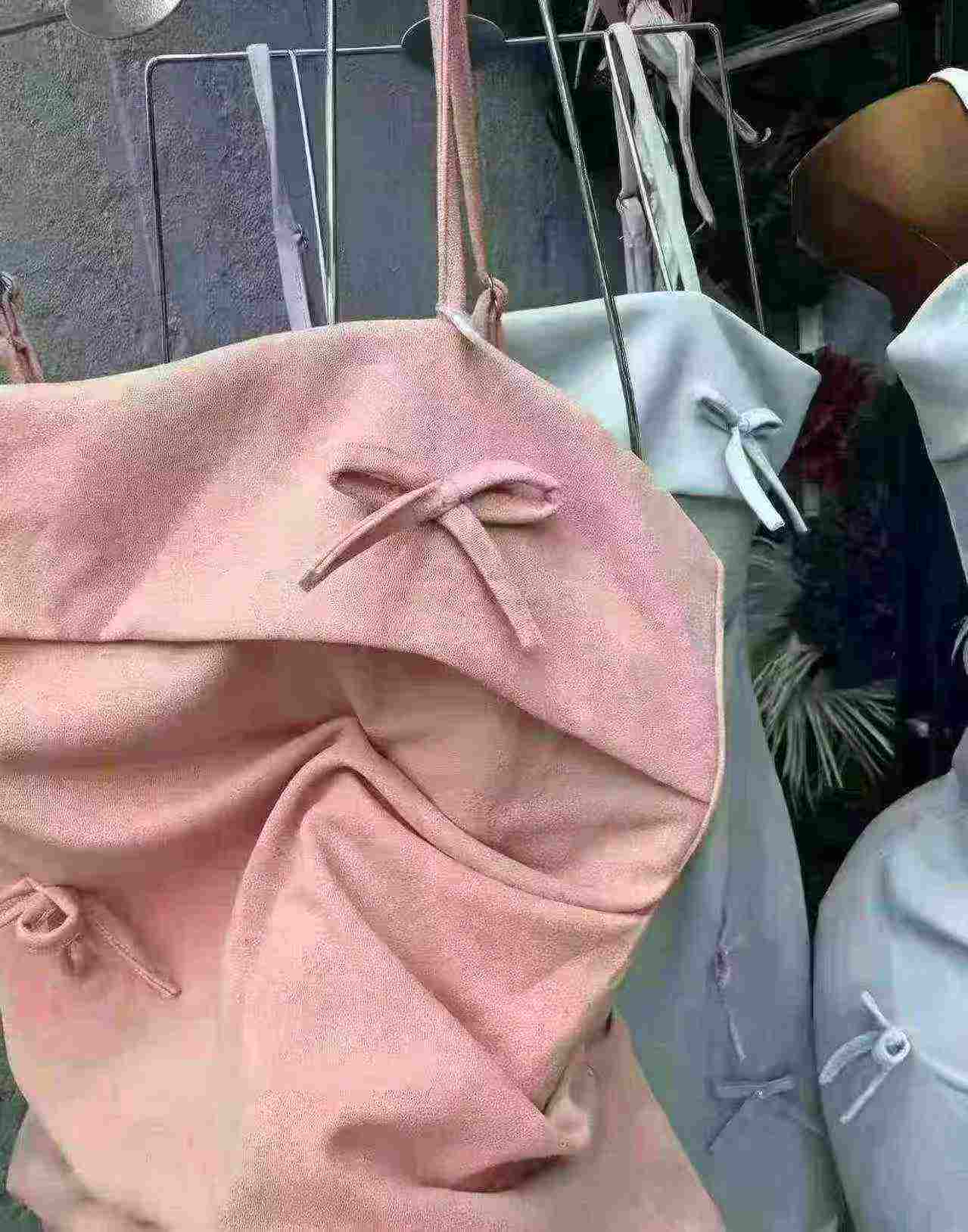 Tasfiye Yüksek Bel Fiyonklu Seksi Kadın Elbisesi, Sadece Gri Renk, Beden S-2XL, 2000 Adet - Image 5