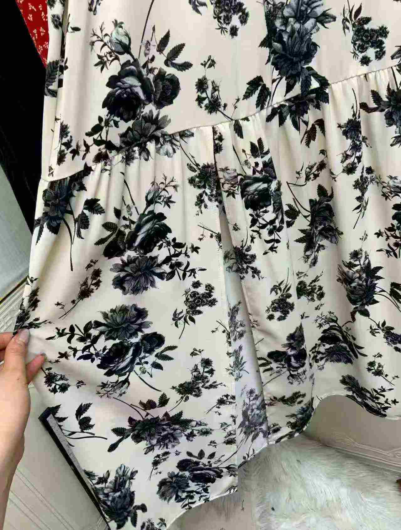 380 Pcs European American Plus Size Slit Chiffon Skirts - Image 4