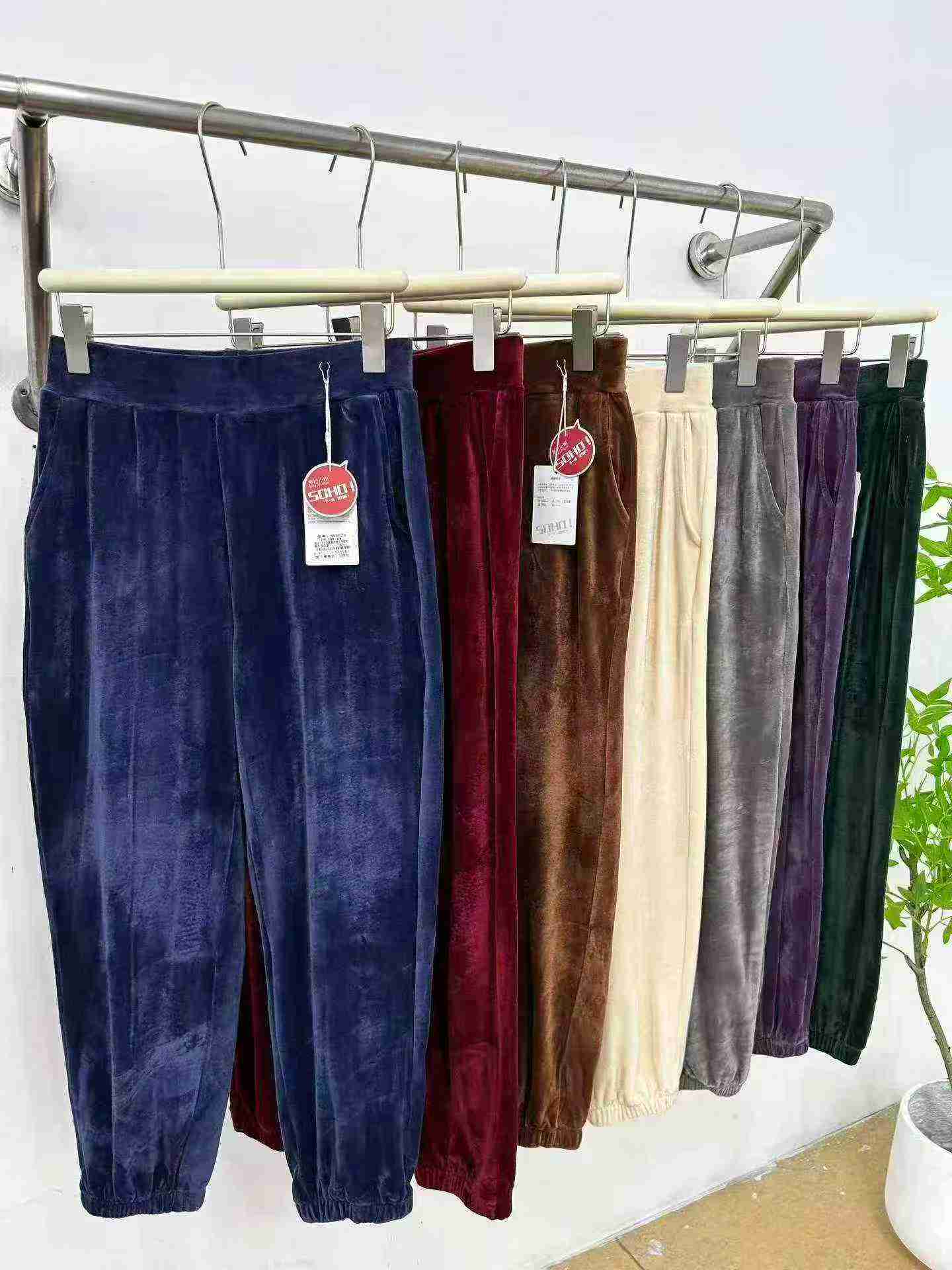1566 dona ayollar uchun baland belli, ichi fleece astarli baxmal harem shimlari - Image 5