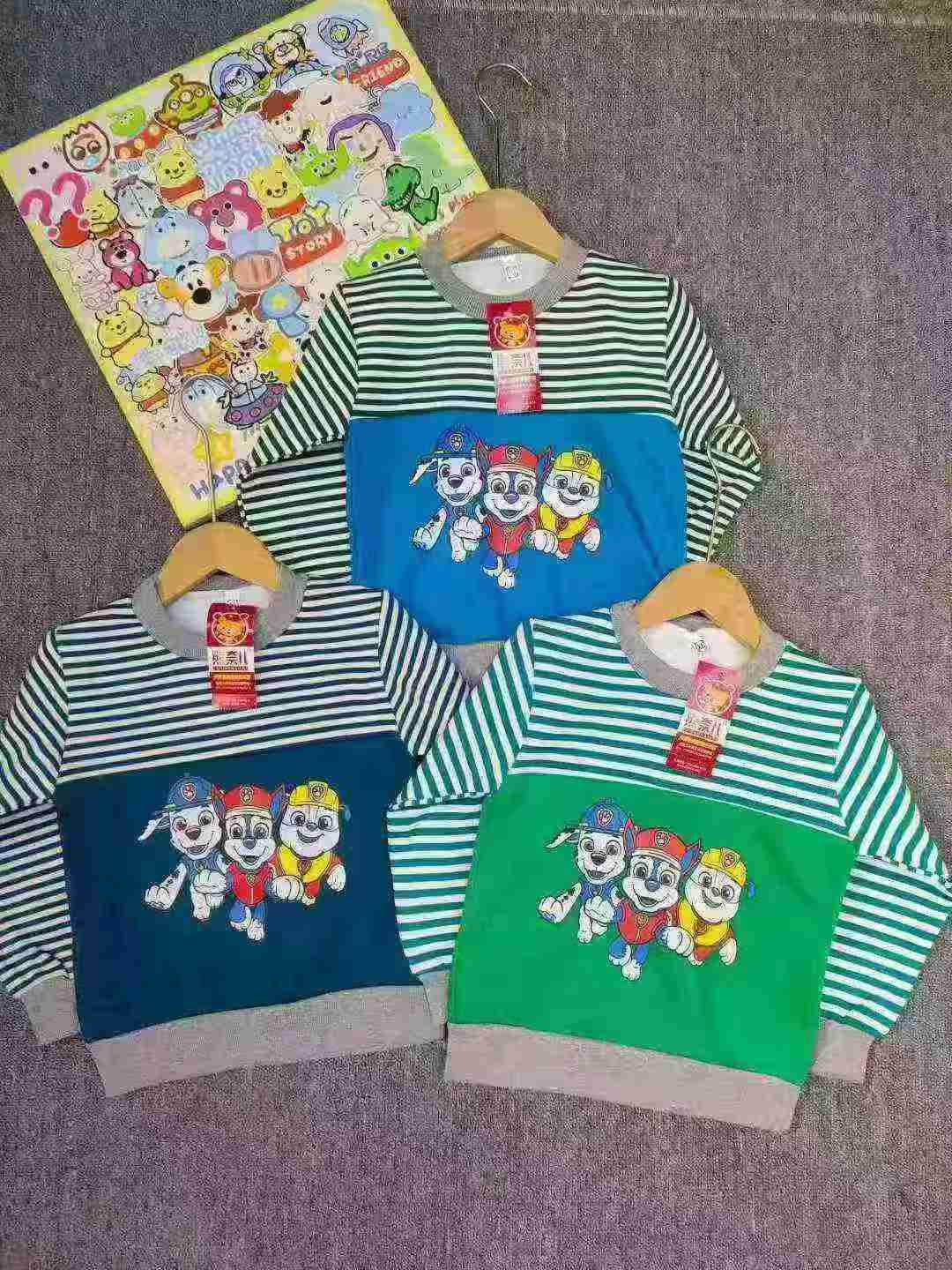 508 Pieces Clearance Autumn Winter Kids Fleece Crew Neck Sweatshirts SMLXL Full Sizes - Image 6