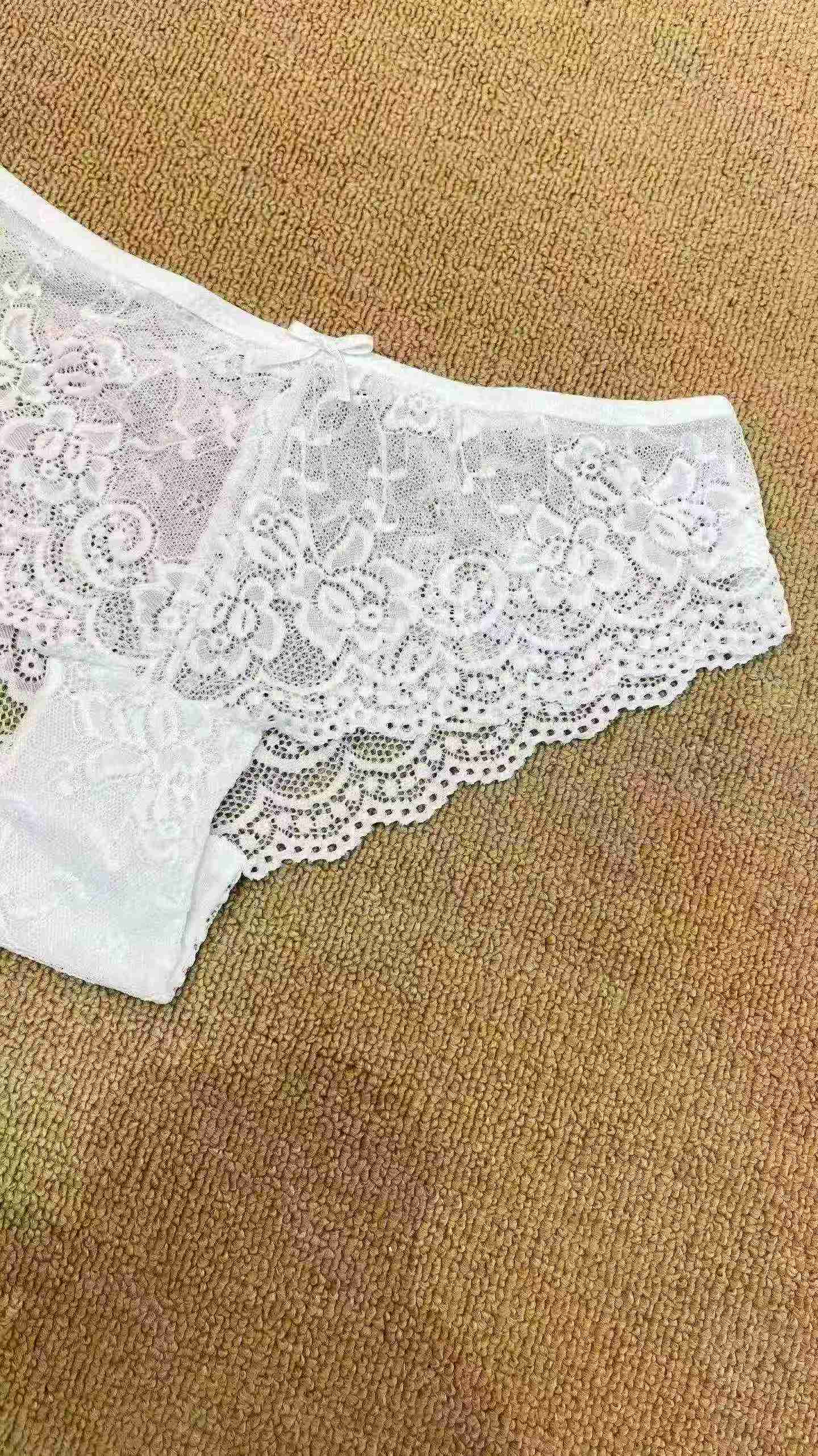 Around 300 PCS Women's Lace Sexy Panties Clearance - Image 5