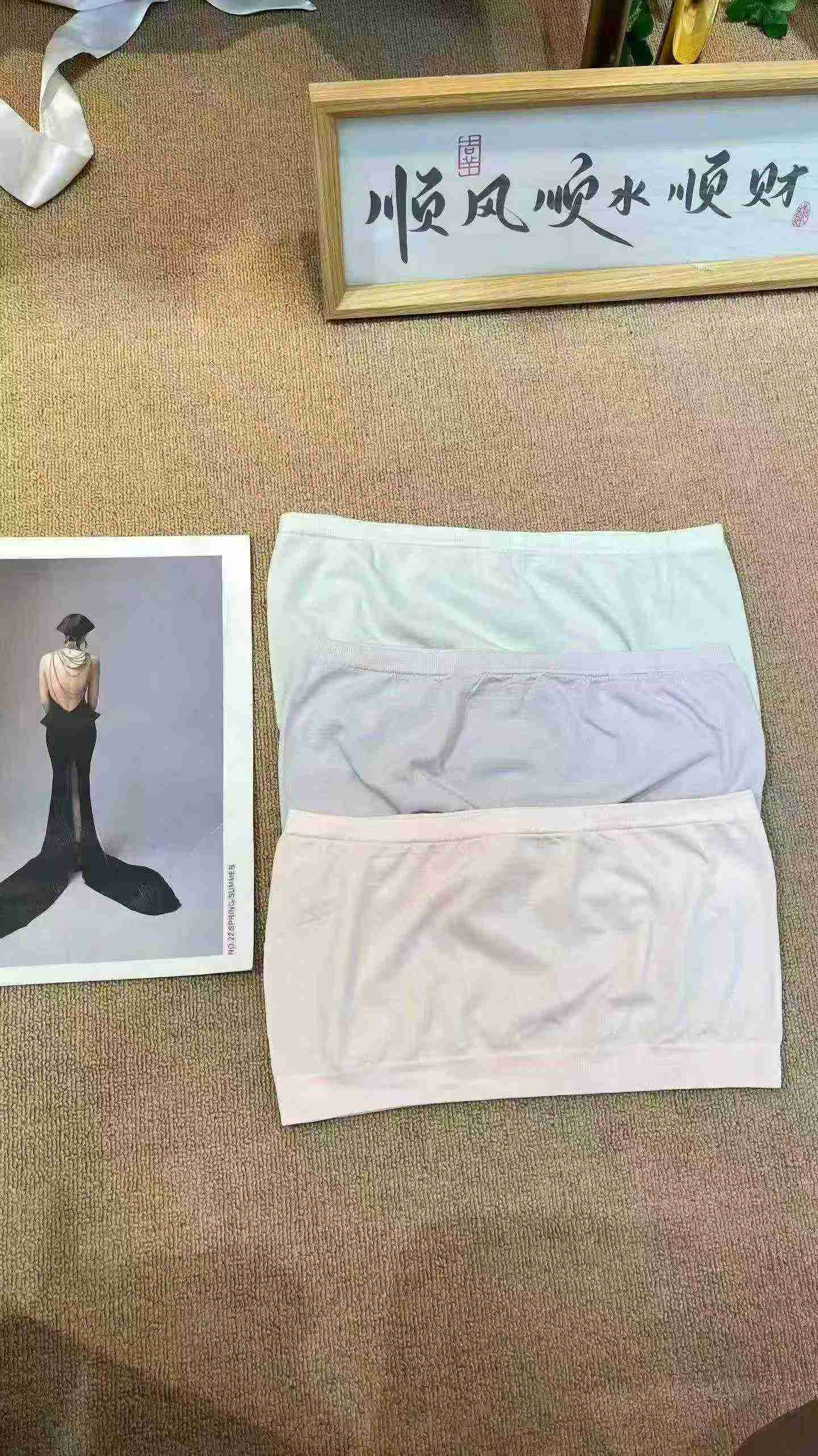 Kira-kira 3200 Keping Saiz Tunggal Bandeau Nilon Regangan Tinggi untuk Wanita - Image 4