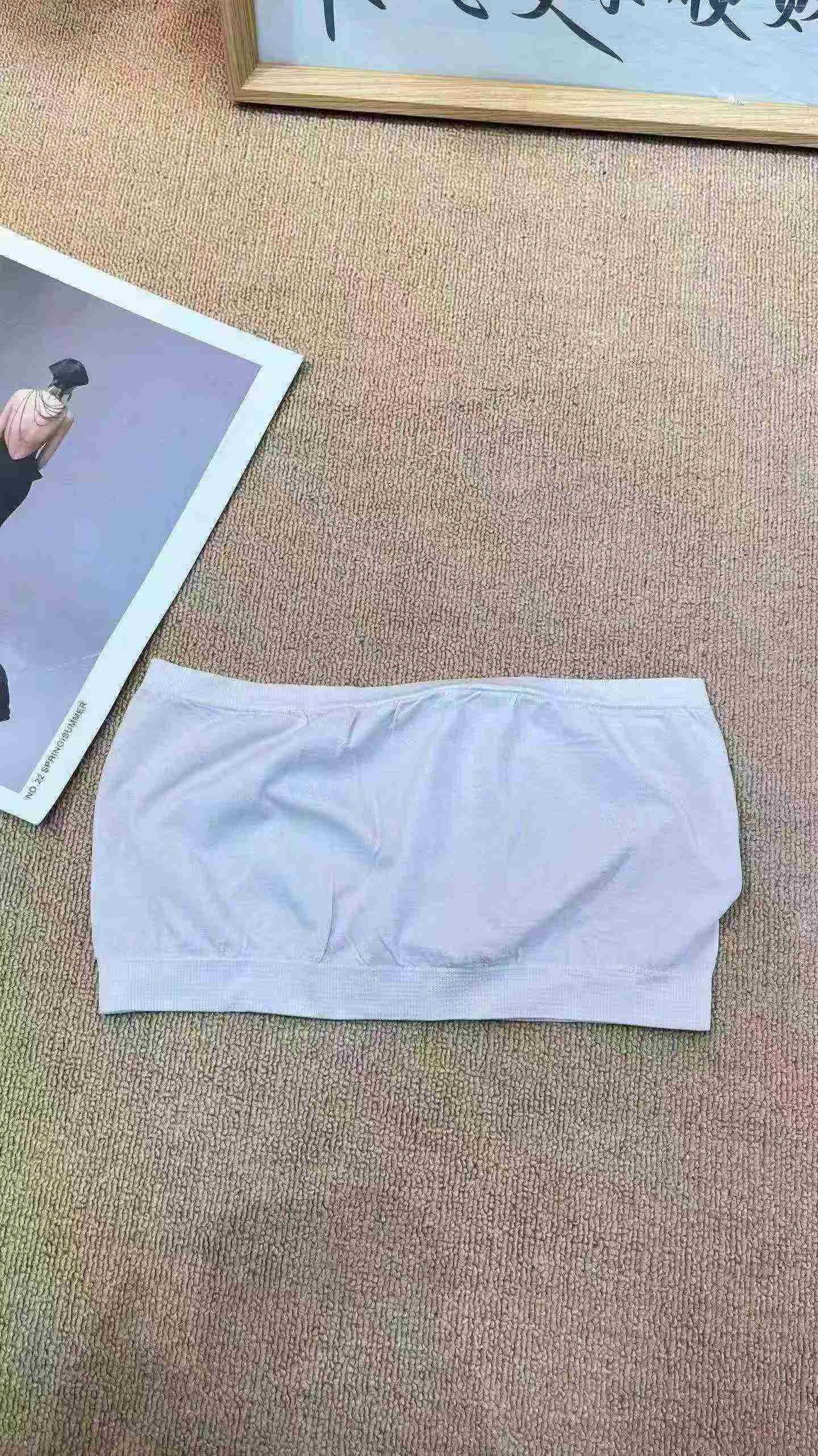 Kira-kira 3200 Keping Saiz Tunggal Bandeau Nilon Regangan Tinggi untuk Wanita - Image 6