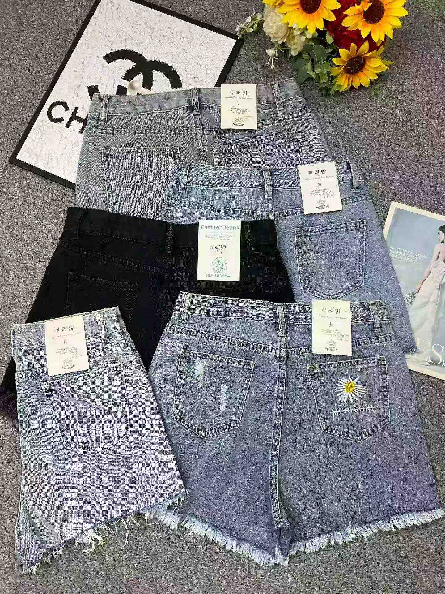 Summer New Vintage Loose Denim Shorts, About 450 Pieces - Image 9