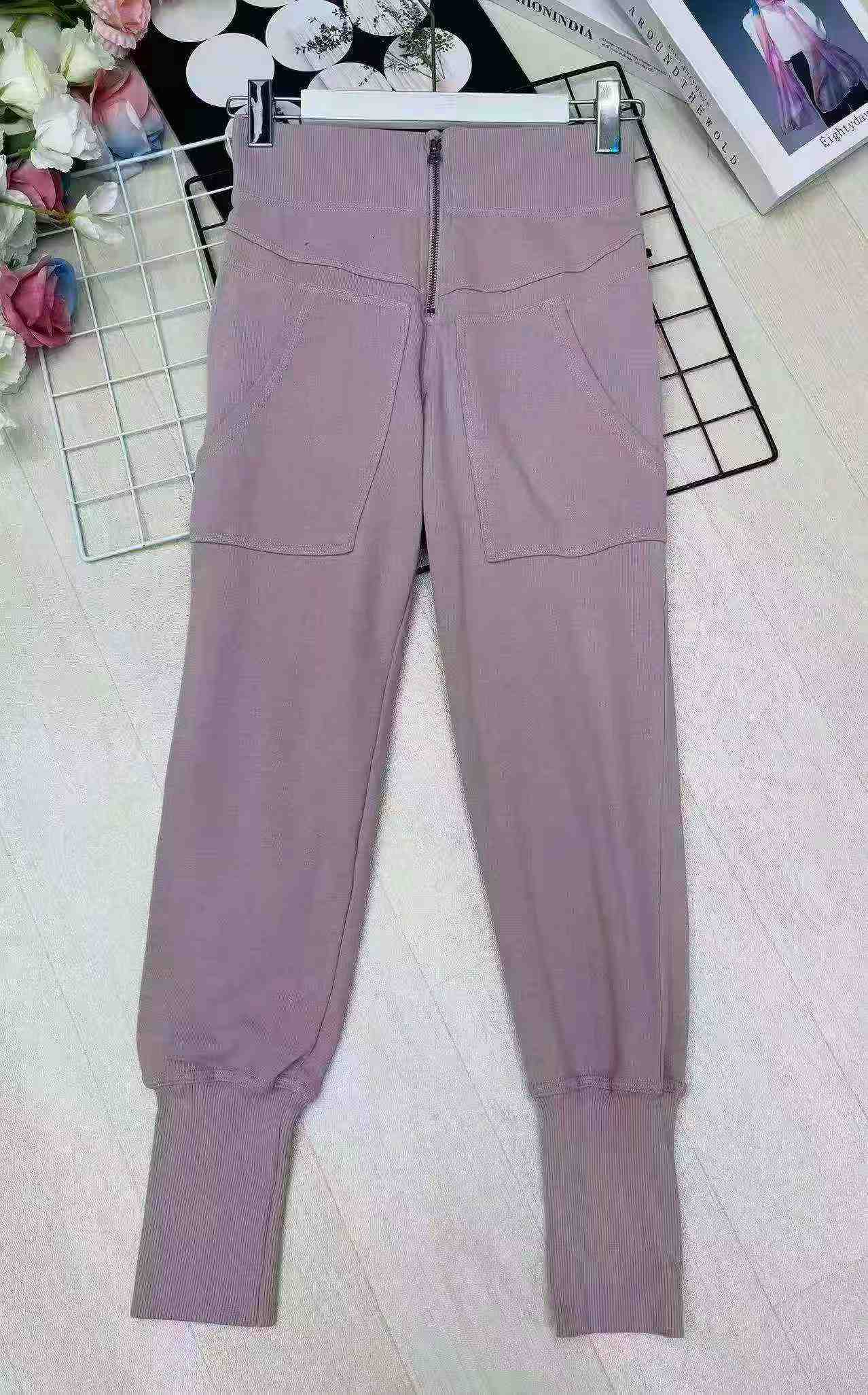 Celana Sweatpants Santai Wanita, 657 PCS, Ukuran XS-S-M, Dengan Kemasan Satuan - Image 6