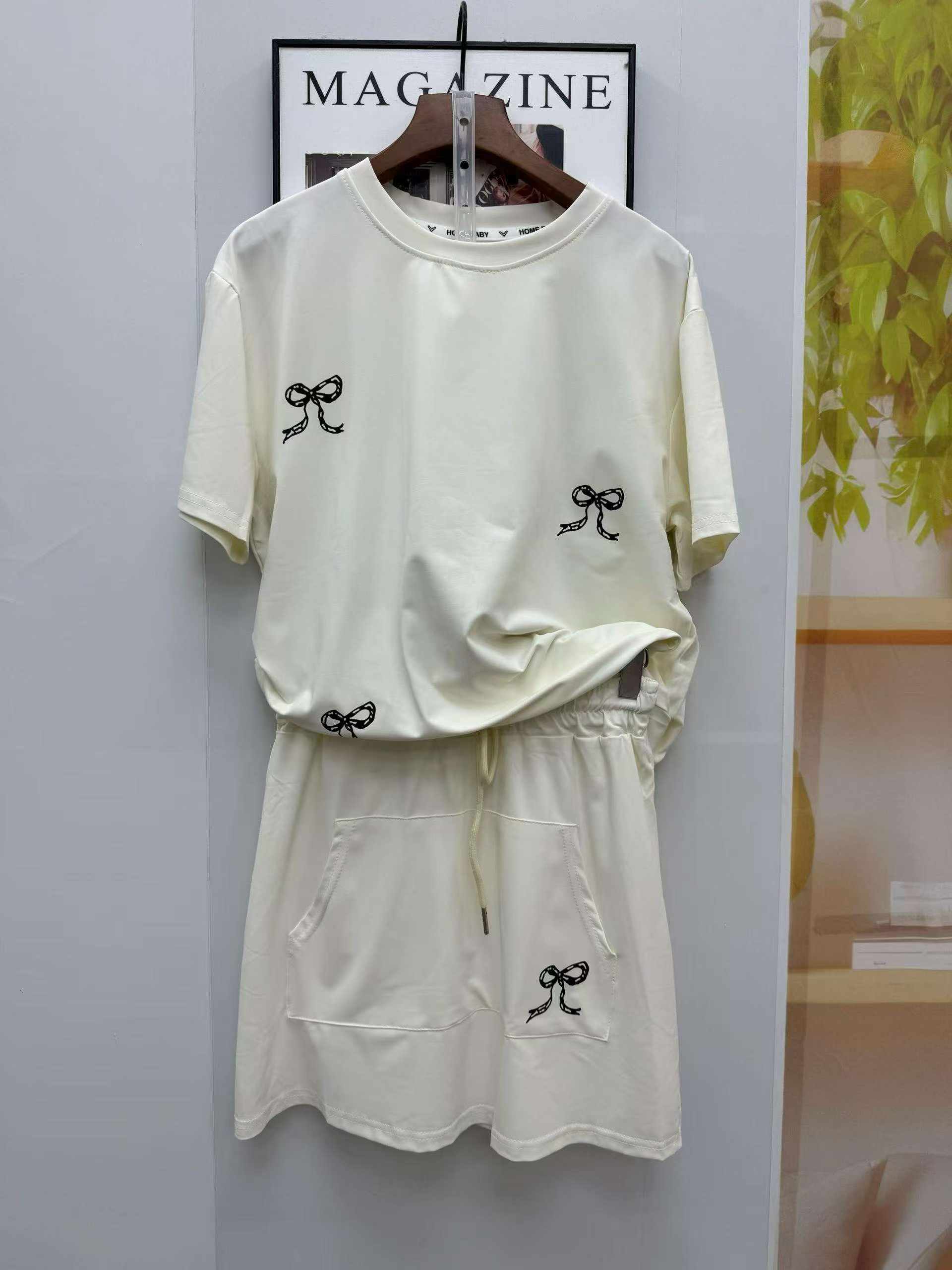 Clearance 740 Sets Women's Korean Style Sports Casual Two-piece Set - Image 3