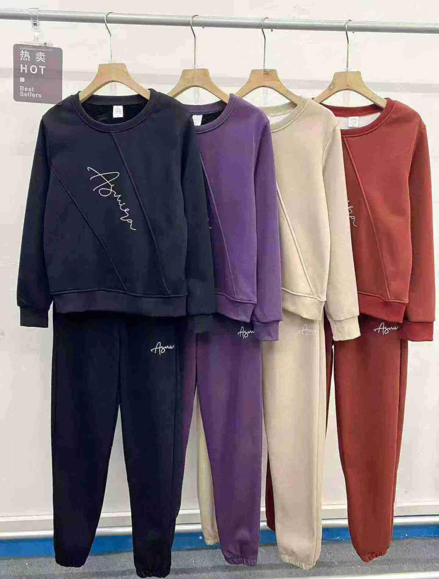 Conjunto de Moletom Esportivo Casual e de Moda com Forro de Fleece Composto de Algodão Novo, 305 Conjuntos - Image 2