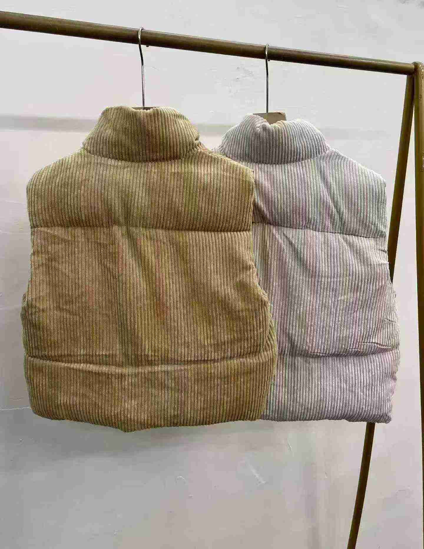 826 Piezas de Chaleco acolchado corto ajustado de pana gruesa para otoño e invierno - Image 8