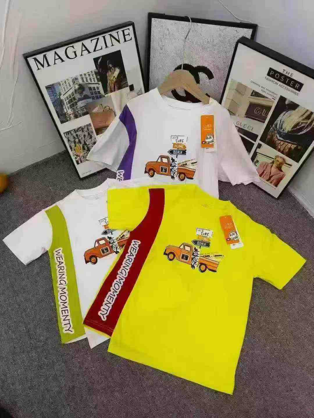 About 2800PCS Brand Kids Trendy Letter Crew Neck T-shirts - Image 3