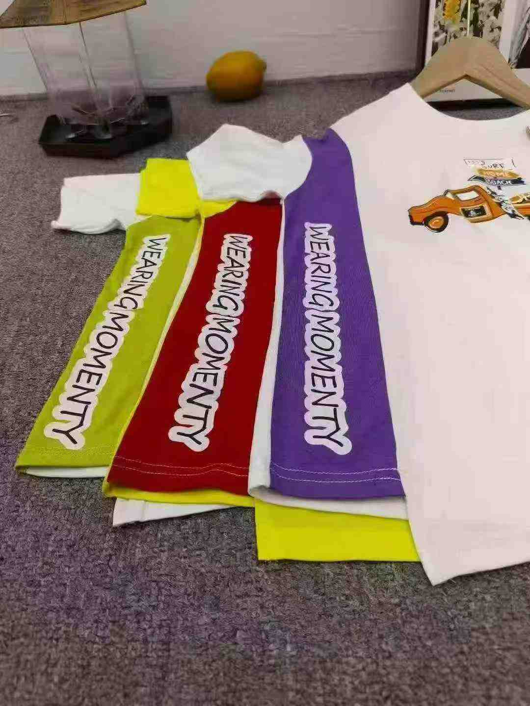 About 2800PCS Brand Kids Trendy Letter Crew Neck T-shirts - Image 6