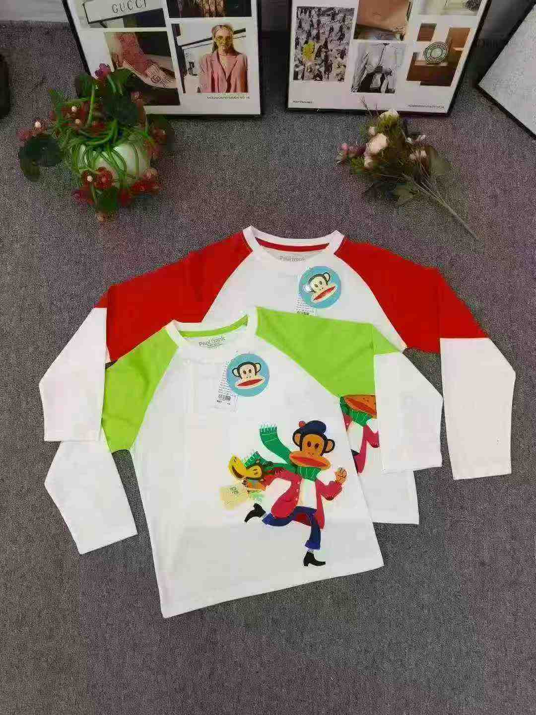 Aproximadamente 600 piezas de tops infantiles de manga larga de algodón surtidos de moda de marca para niños y niñas - Image 5