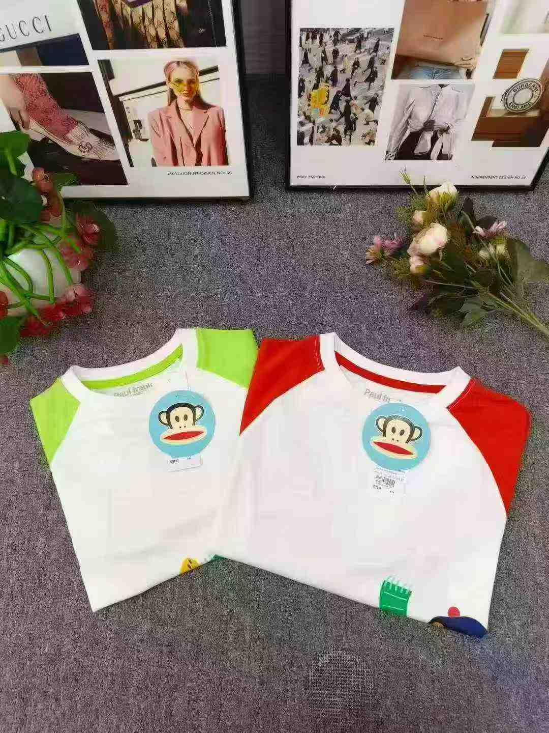 Aproximadamente 600 piezas de tops infantiles de manga larga de algodón surtidos de moda de marca para niños y niñas - Image 7