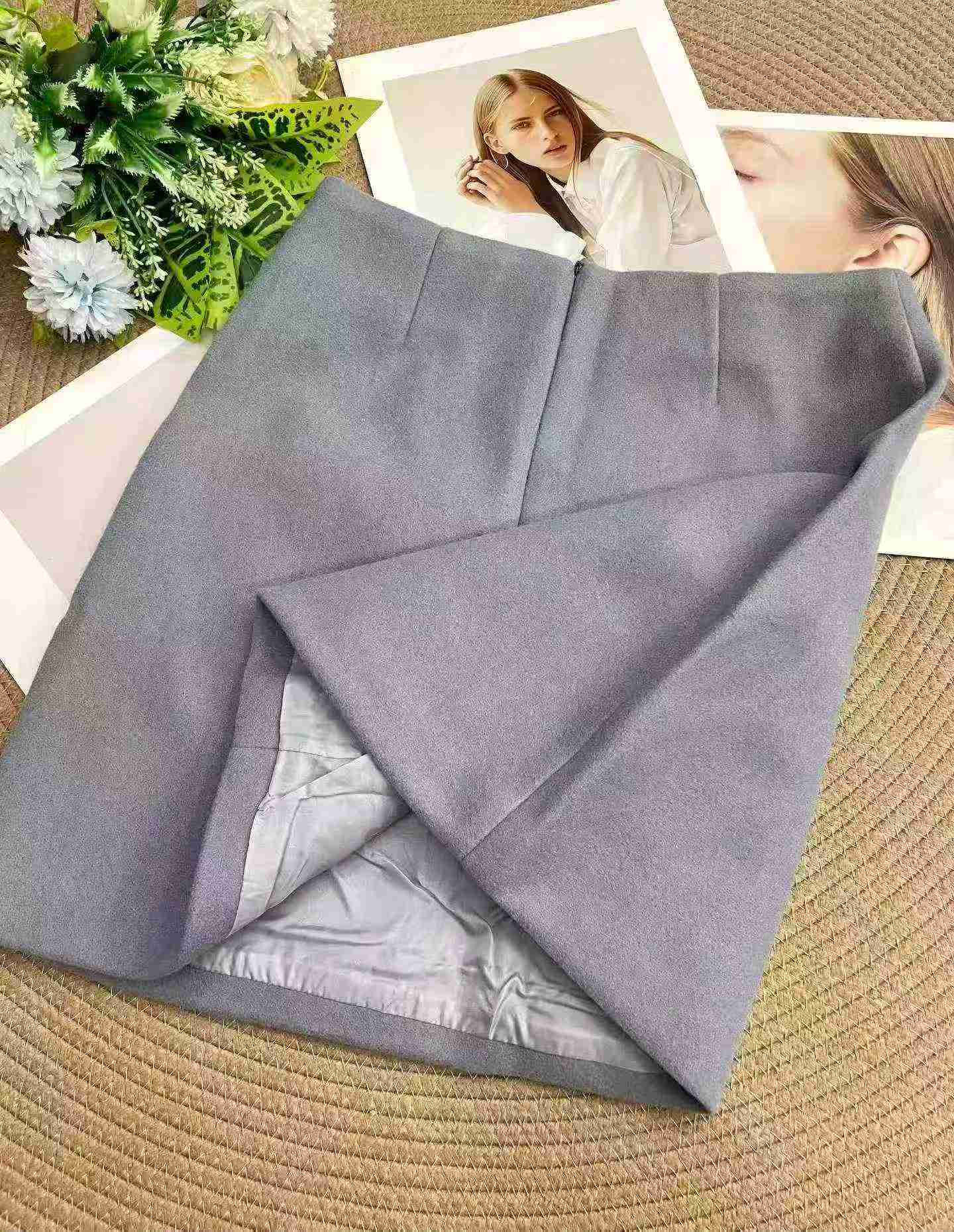 384 Pieces Physical Store Recycled Woolen Skirts - Image 4