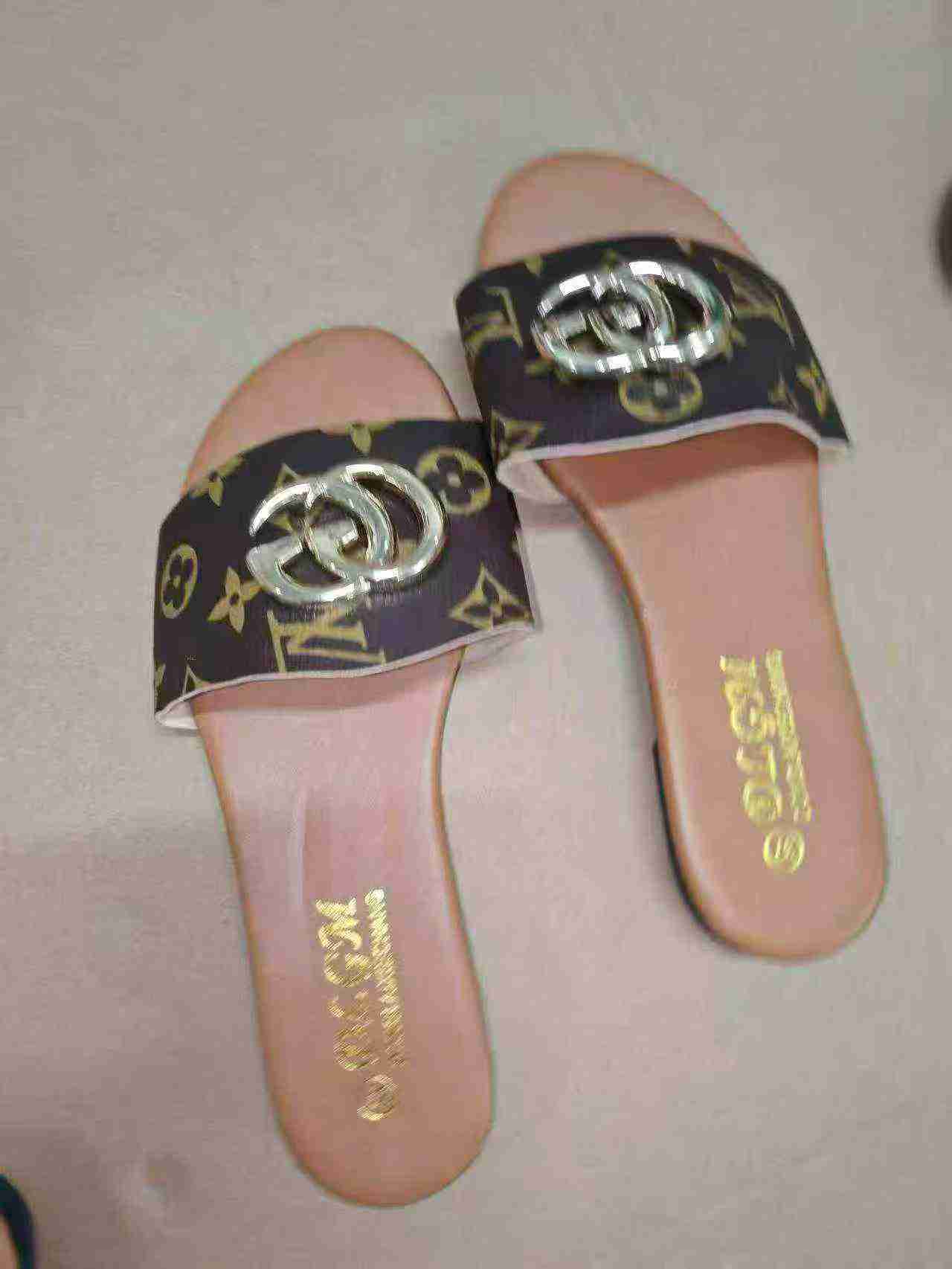 Sandal Slide Wanita Hak Rendah Gaya Prancis Musim Panas Baru 2026 untuk Luar Ruangan, Stok Tersedia 8000 Pasang - Image 6