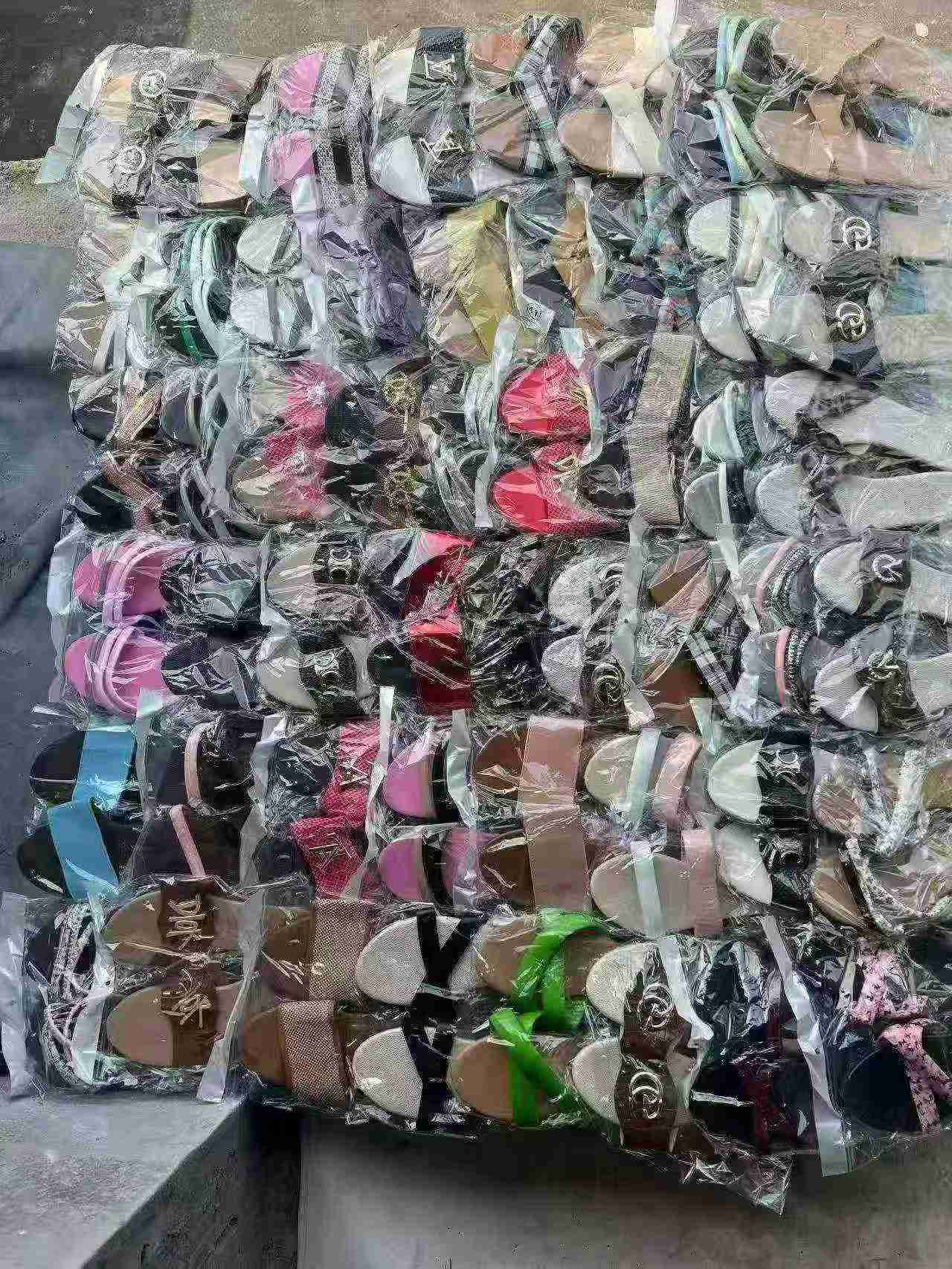 Sandal Slide Wanita Hak Rendah Gaya Prancis Musim Panas Baru 2026 untuk Luar Ruangan, Stok Tersedia 8000 Pasang - Image 8