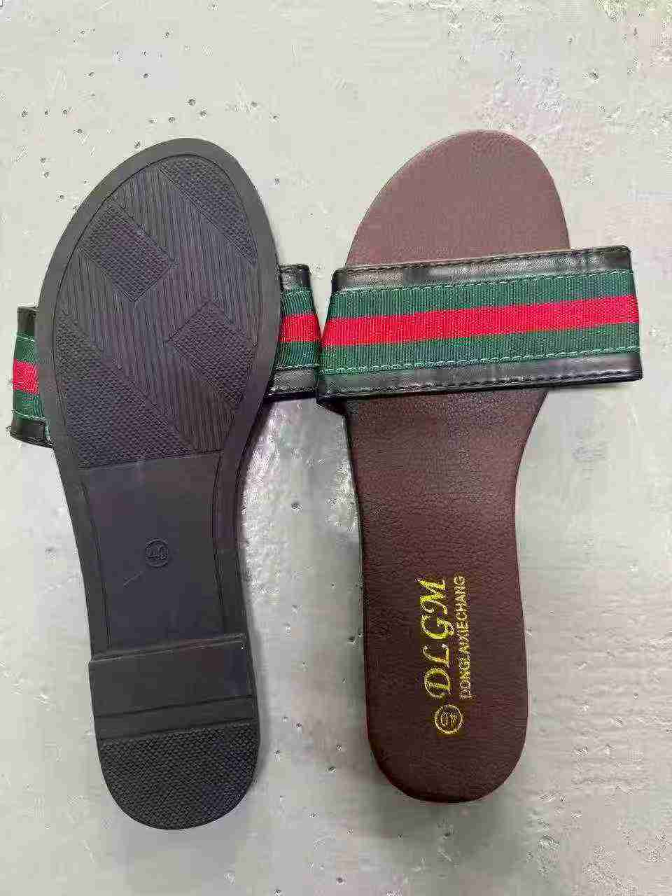 Sandal Slide Wanita Hak Rendah Gaya Prancis Musim Panas Baru 2026 untuk Luar Ruangan, Stok Tersedia 8000 Pasang - Image 9