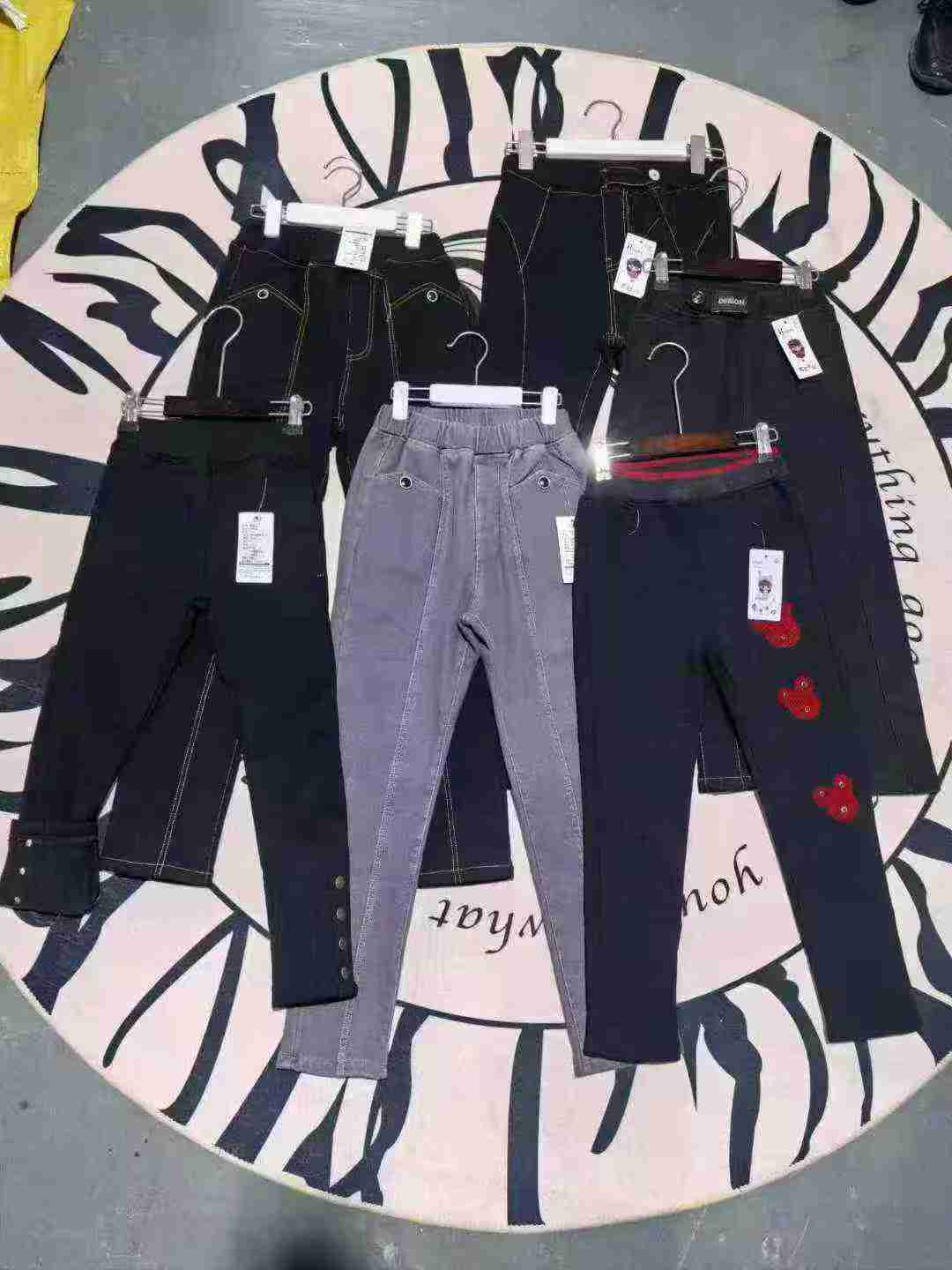 Approx 1000 Pieces Kids Fleece Lined Denim Long Pants - Image 5