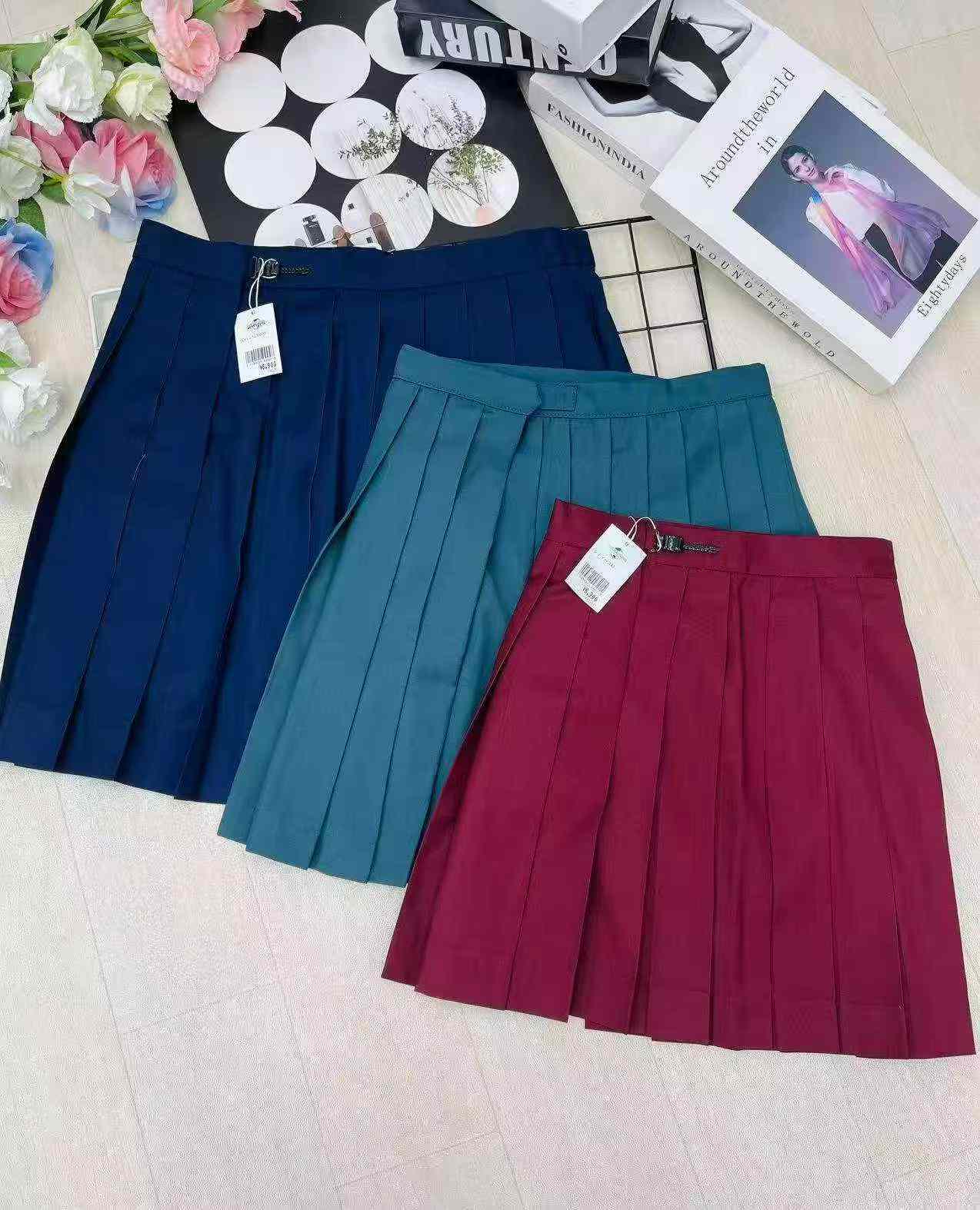 Pleated Skirts, 316 Pieces, Sizes L-XL-2XL, No Package - Image 2