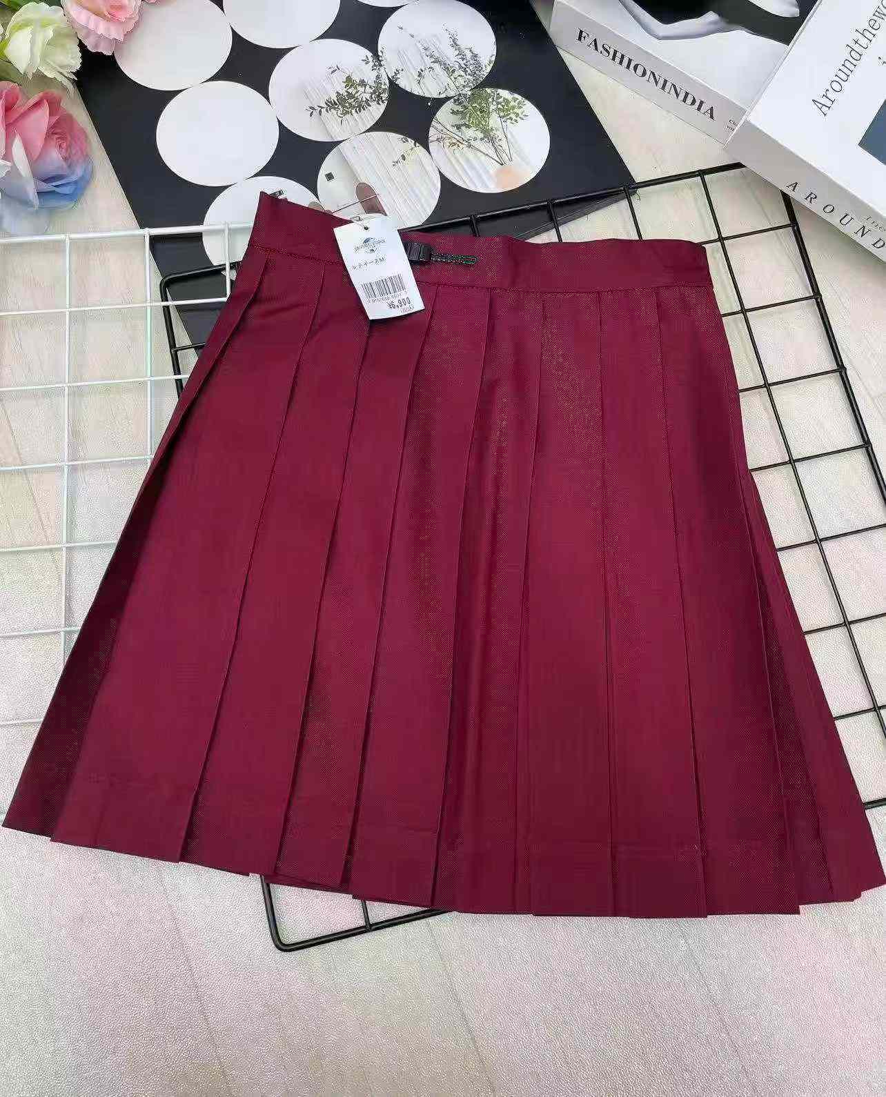 Pleated Skirts, 316 Pieces, Sizes L-XL-2XL, No Package - Image 8