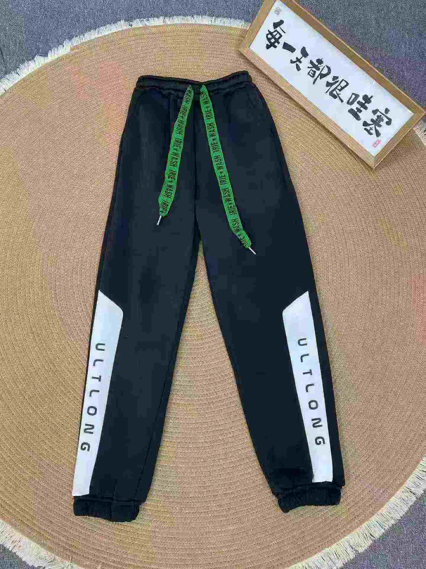 418 pièces Pantalons de jogging décontractés en molleton - Image 3
