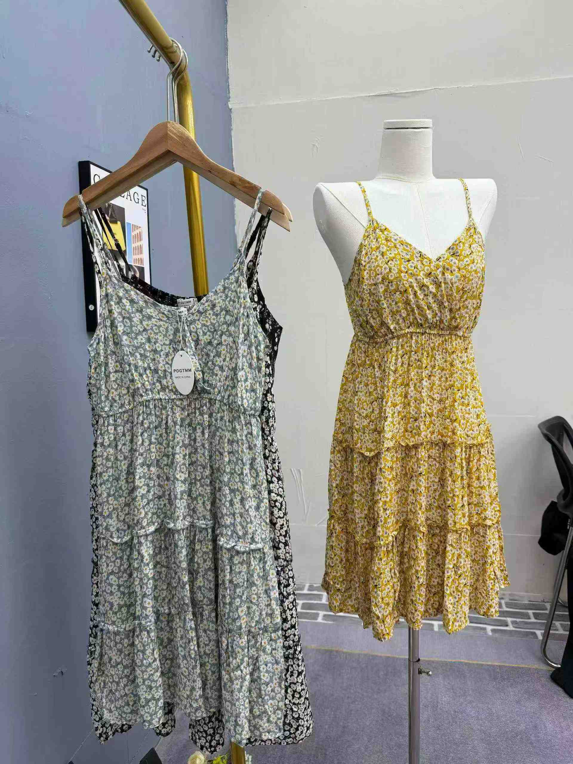 268PCS Women's Summer Floral Camisole Dress - Image 6
