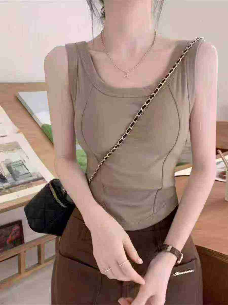 150 Pcs Women's Solid Cami Tank Tops With Fixed Bra Pads - Image 3