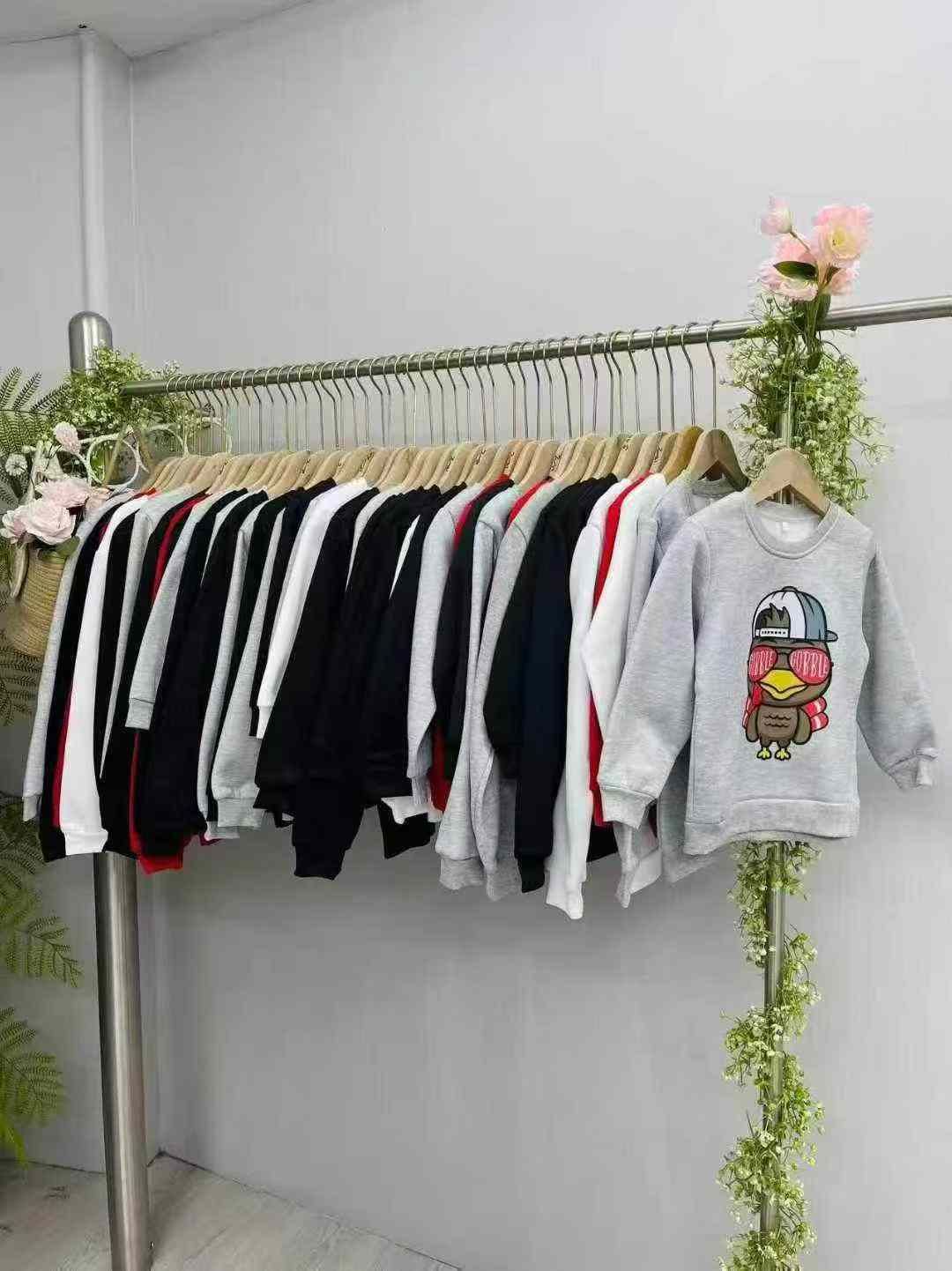 300 Pcs Kids Fleece Sweatshirts Stock Clearance - Image 5