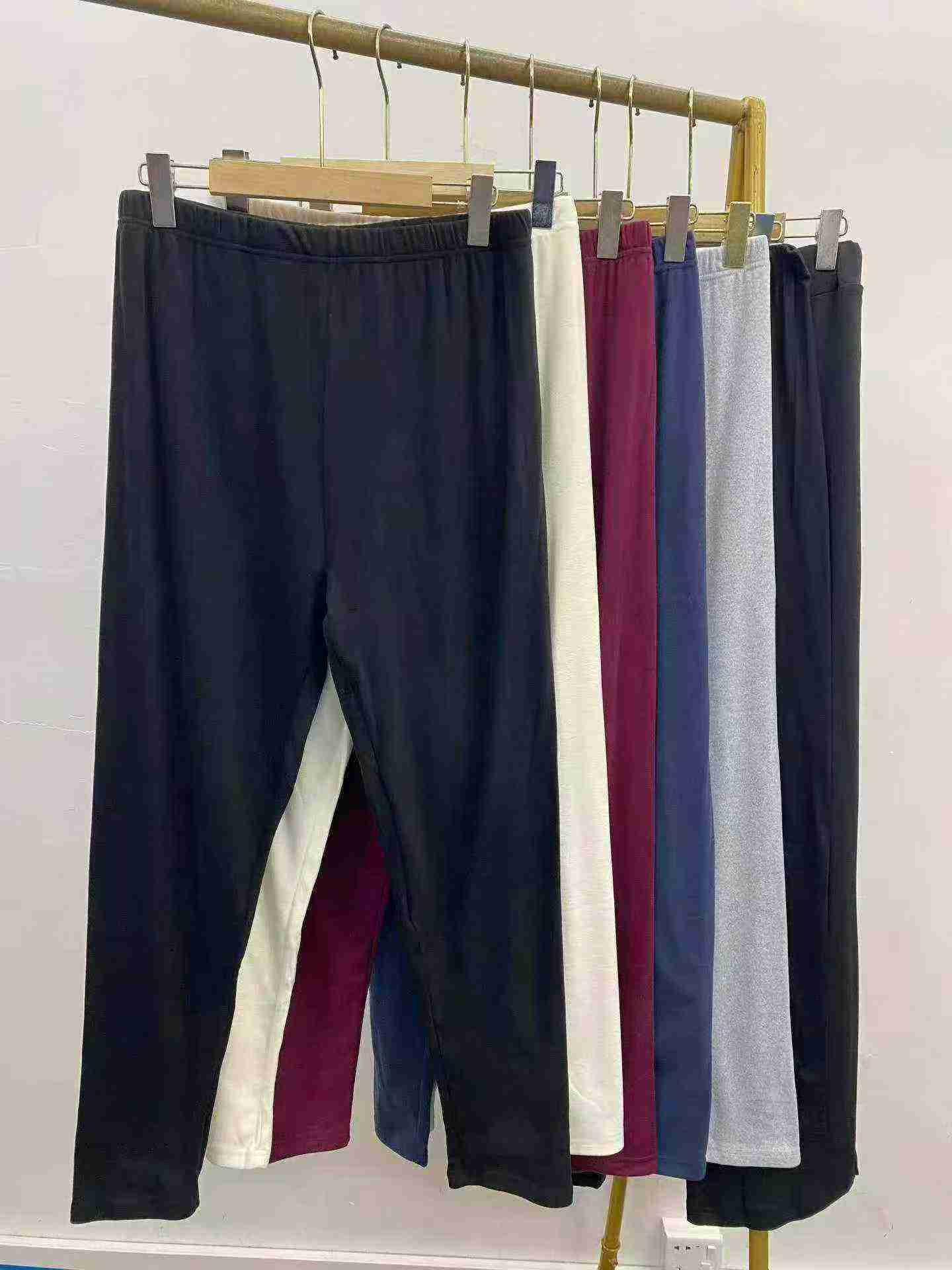 Total 588pcs Plus Size Thermal Leggings Stock Clearance - Image 2