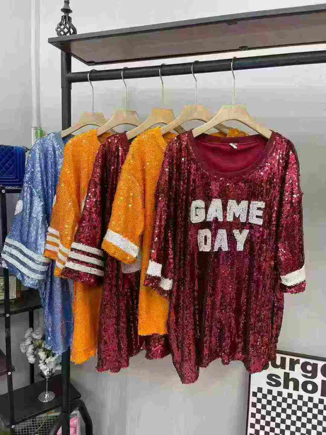 Loose Heavy Style Sequined Tops, Total 1473 Pieces New Overstock - Image 4