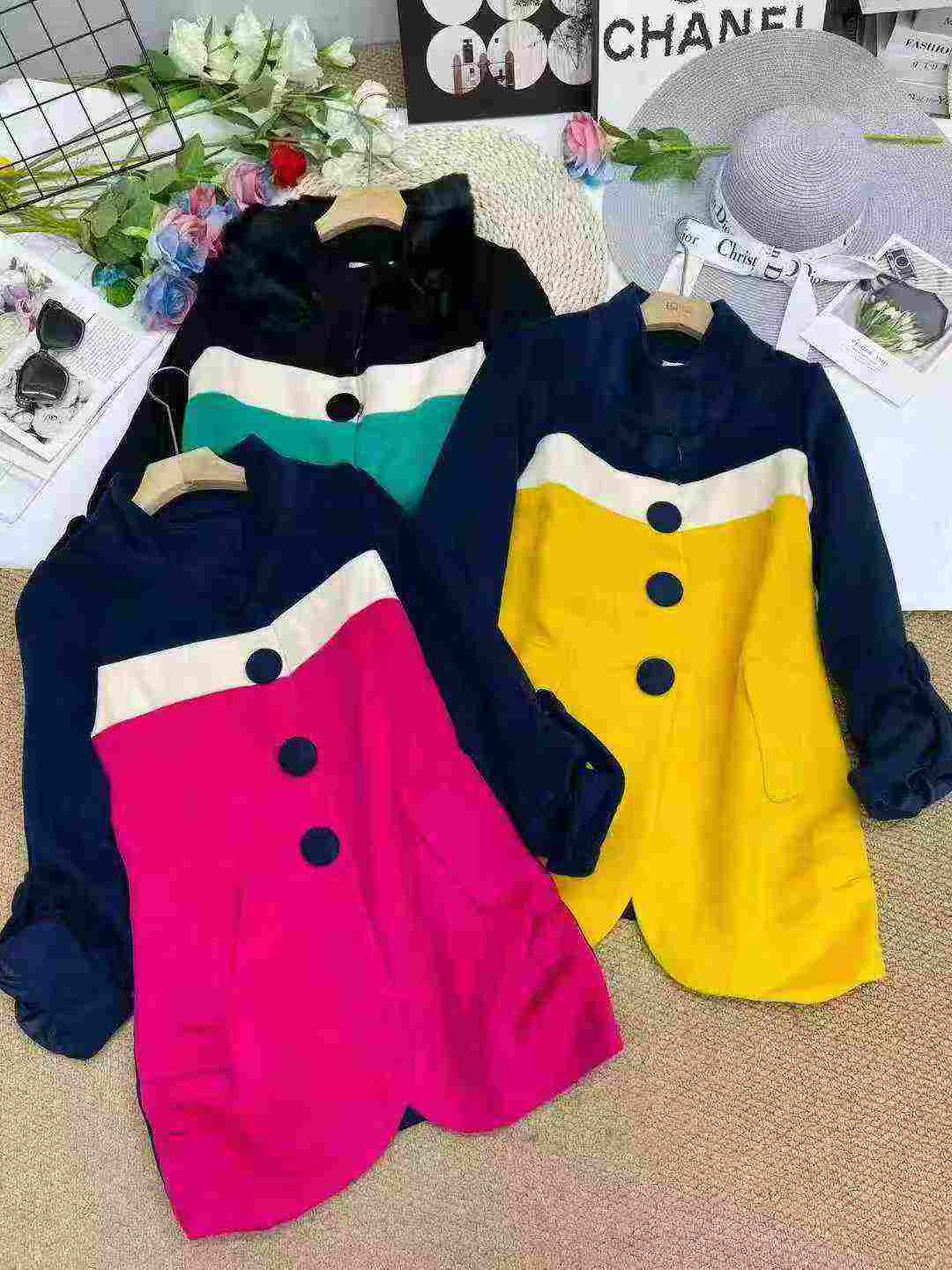 Autumn Winter Coats, 585 Pieces Clearance Stock - Image 4