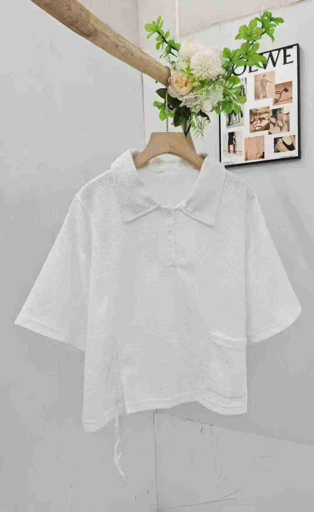 Korean College Style Women Lapel Top, About 380 Pieces, 2 Colors - Image 9
