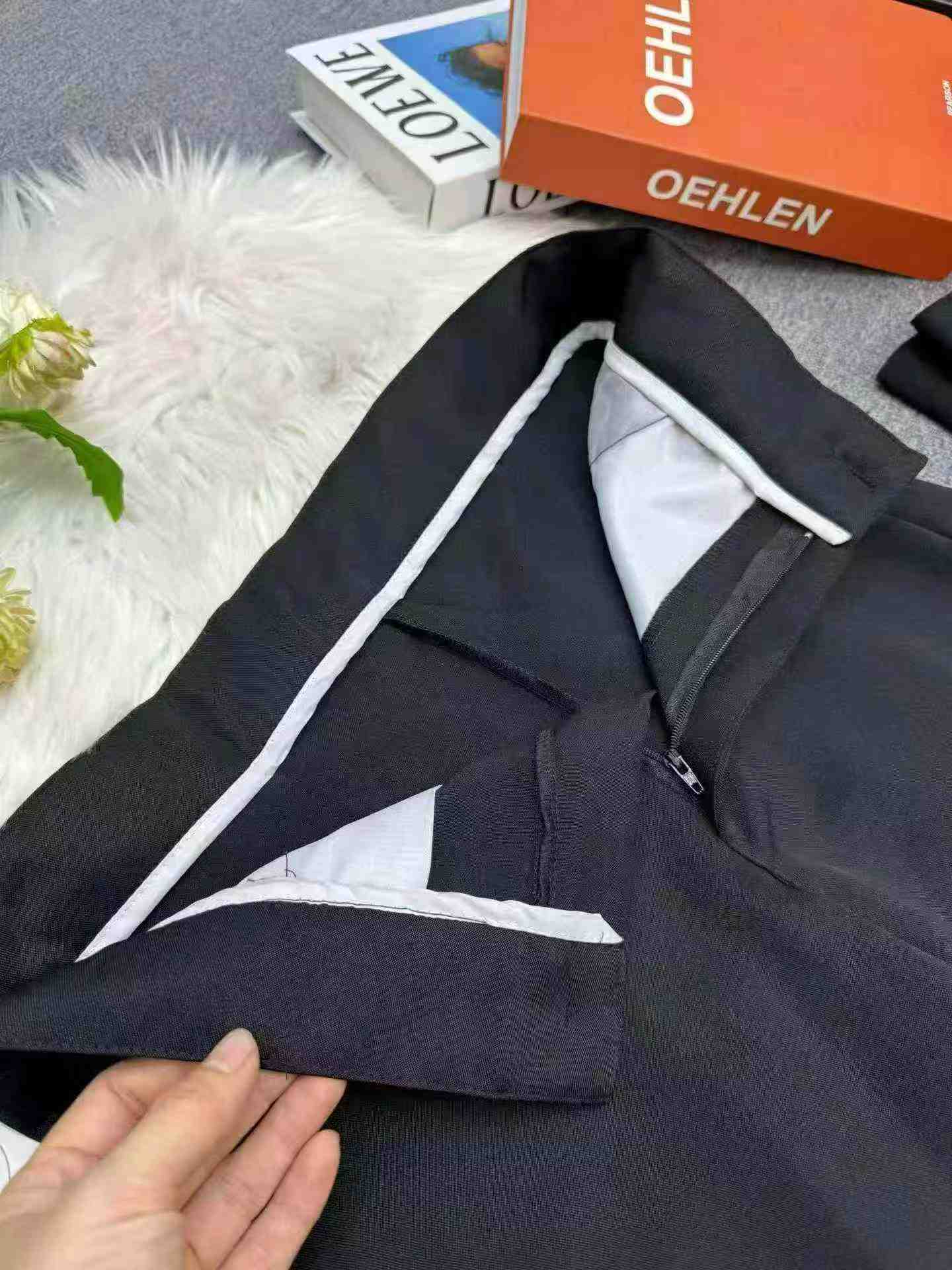 حراج تخلیه موجودی شلوار سیگاری زنانه تابستانی مشکی باریک چسبان دراپ دار، ۴۸۴ عدد - Image 6