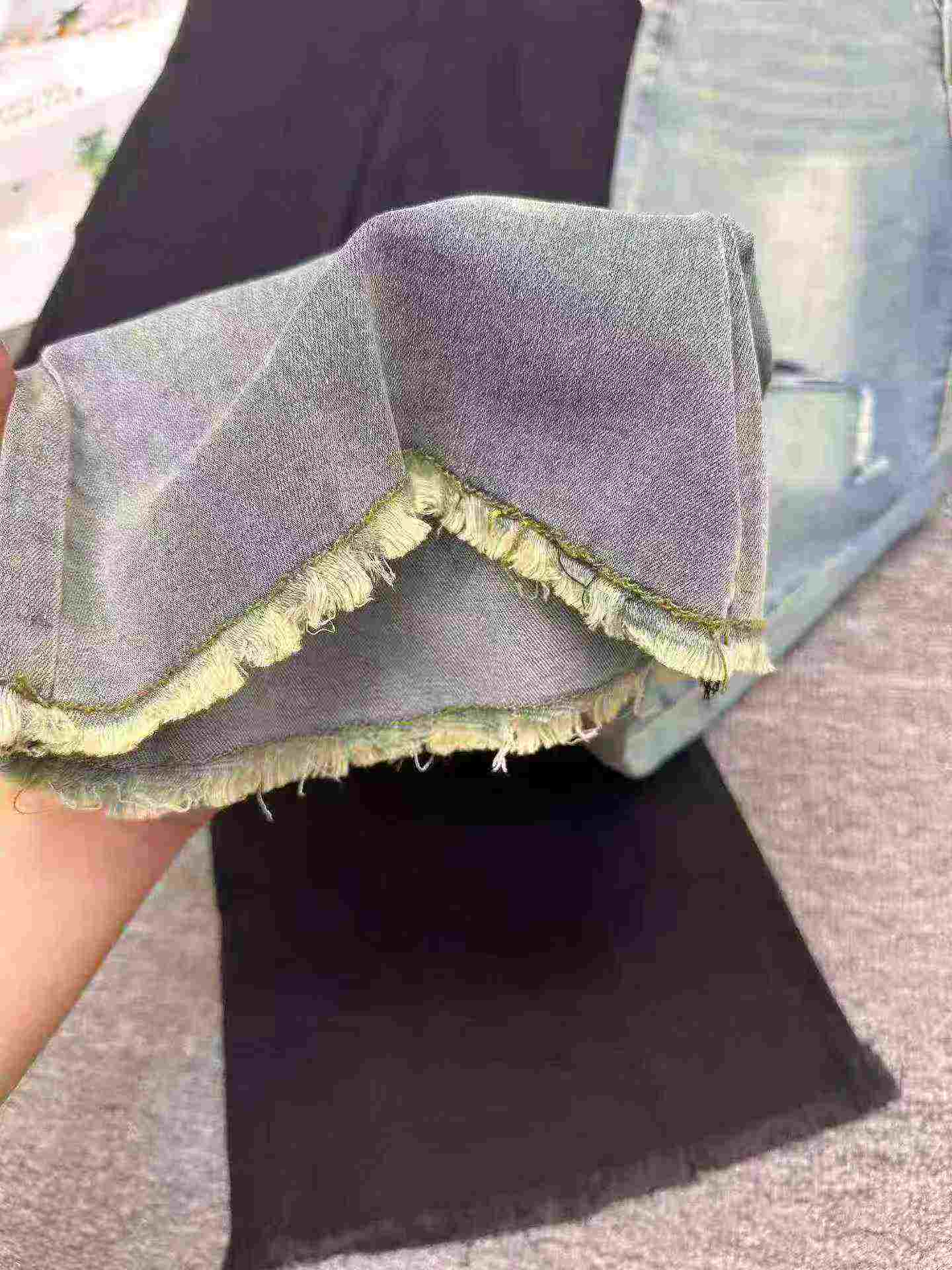 About 260 Pcs High Quality Spring Autumn American Retro Frayed High Waist Flared Floor-length Jeans S-XL - Image 8