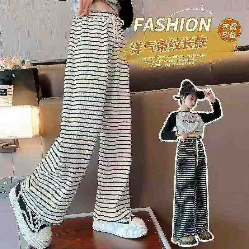 627 pièces de pantalons à jambe large pour grands enfants en déstockage - Image 7
