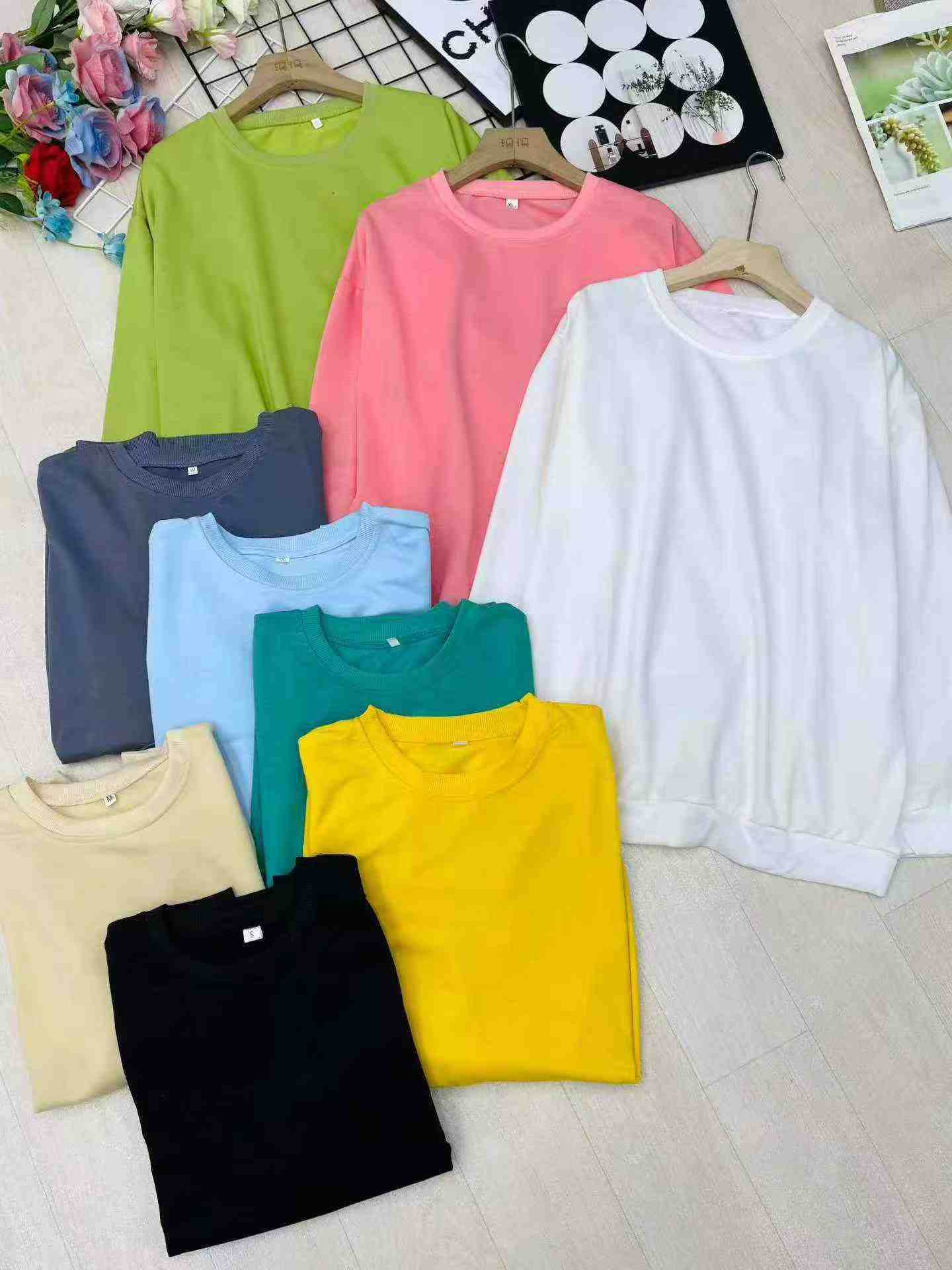 200 Pcs French Terry Crewneck Sweatshirts - Image 3