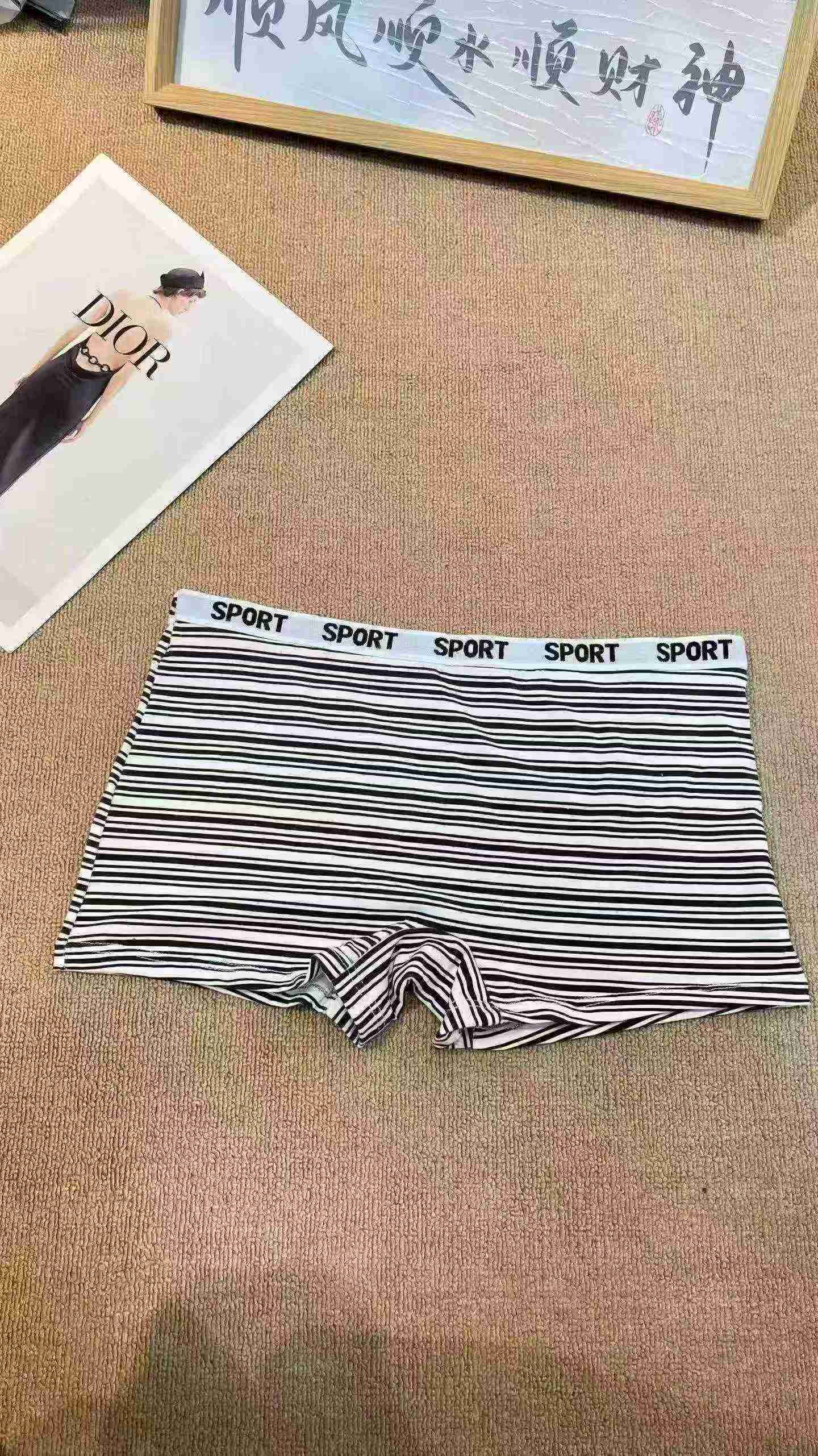 Around 1400pcs Women's Cotton Boxer Briefs Clearance - Image 4