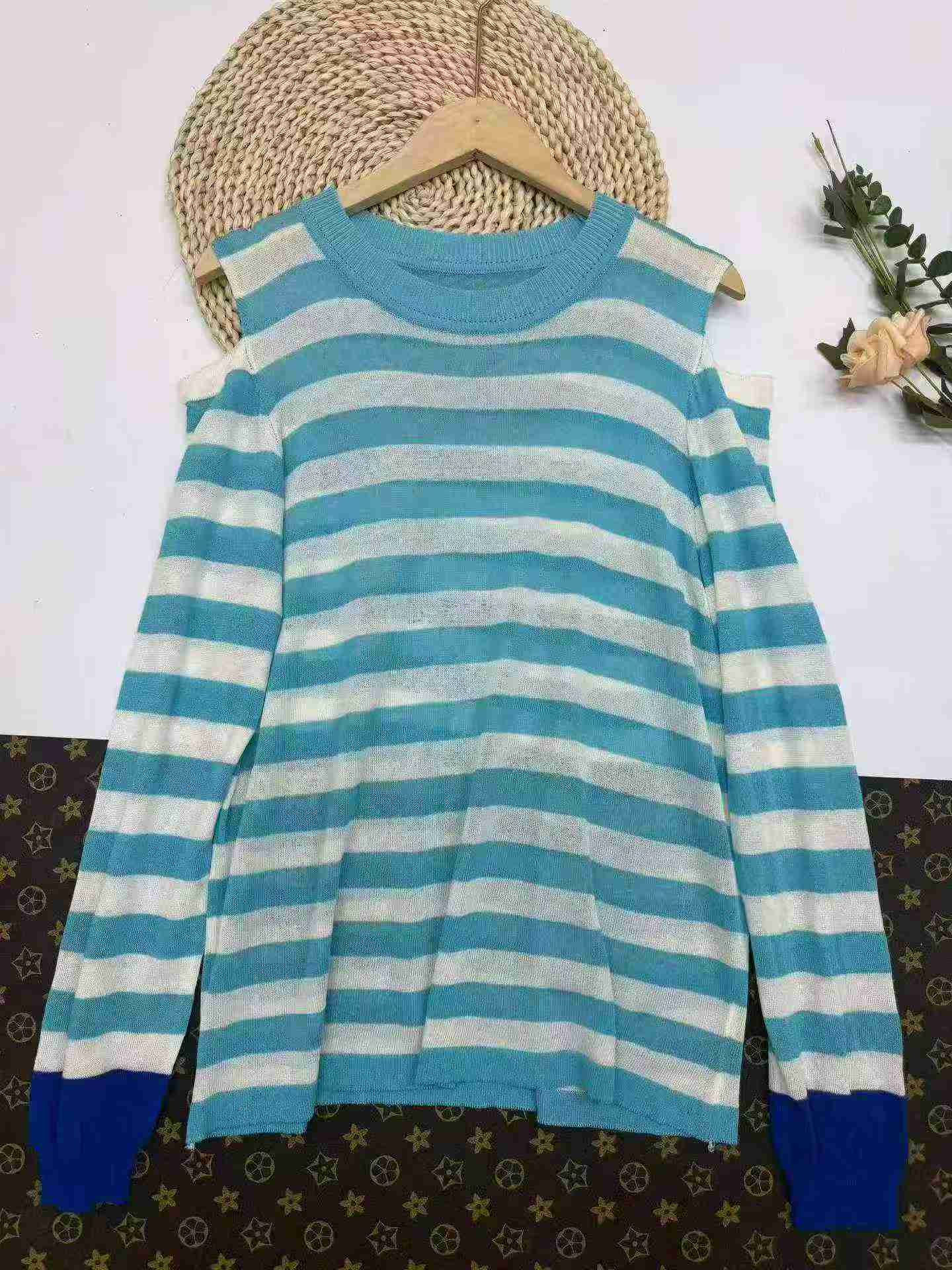 Off-shoulder Loose Striped Knit Tops, About 600 Pieces - Image 8