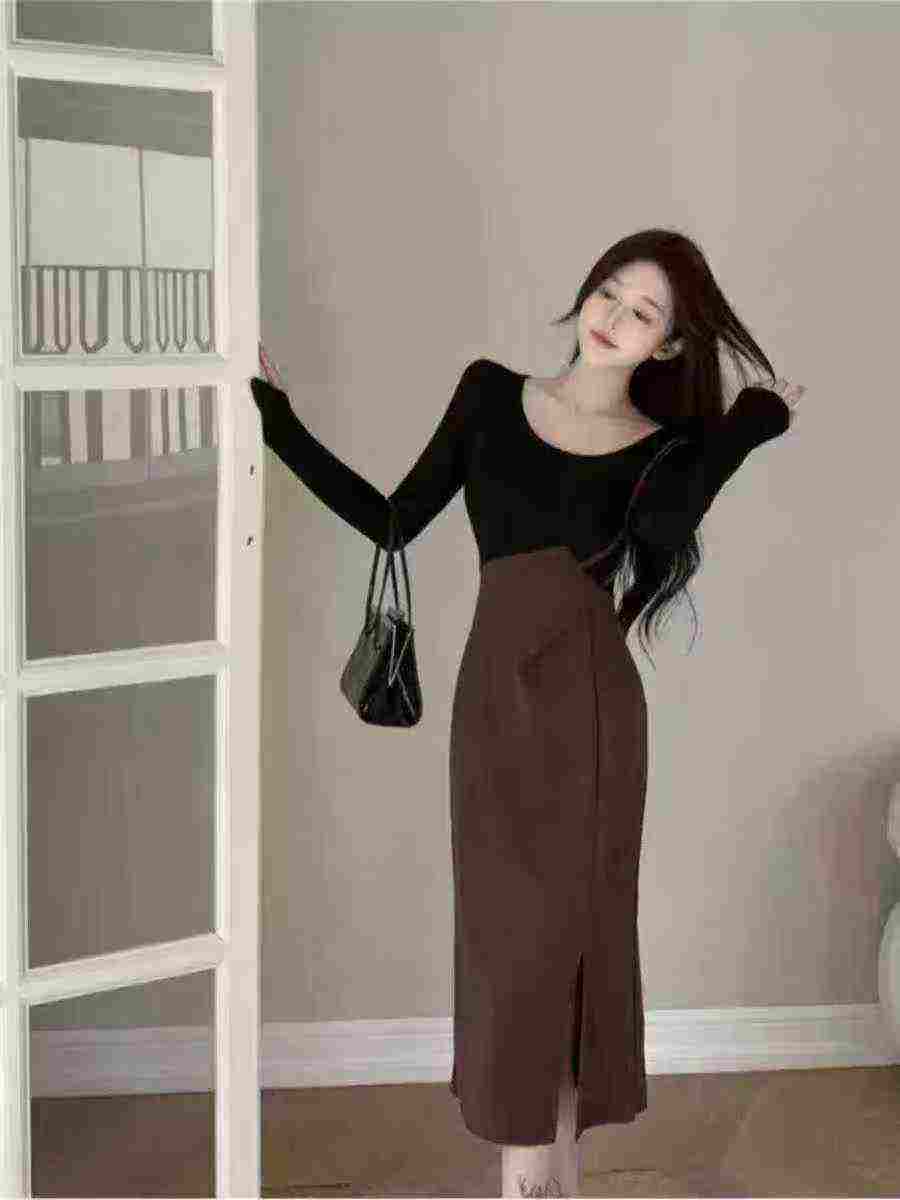 338 Pieces French Style Designer Dresses - Image 5