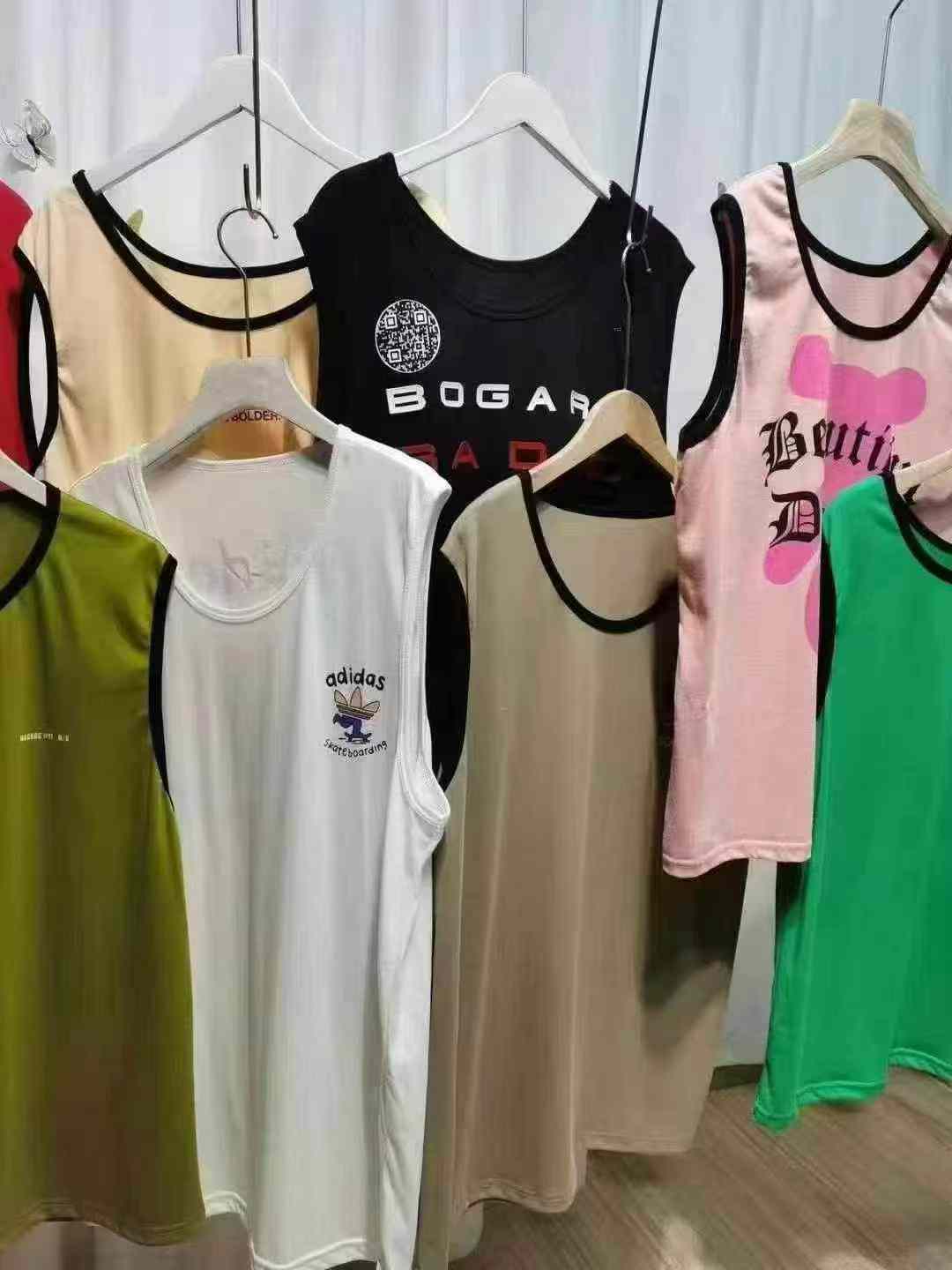12000 Pieces Unisex Loose Large Size Long Cotton Vest Wholesale Clearance - Image 4