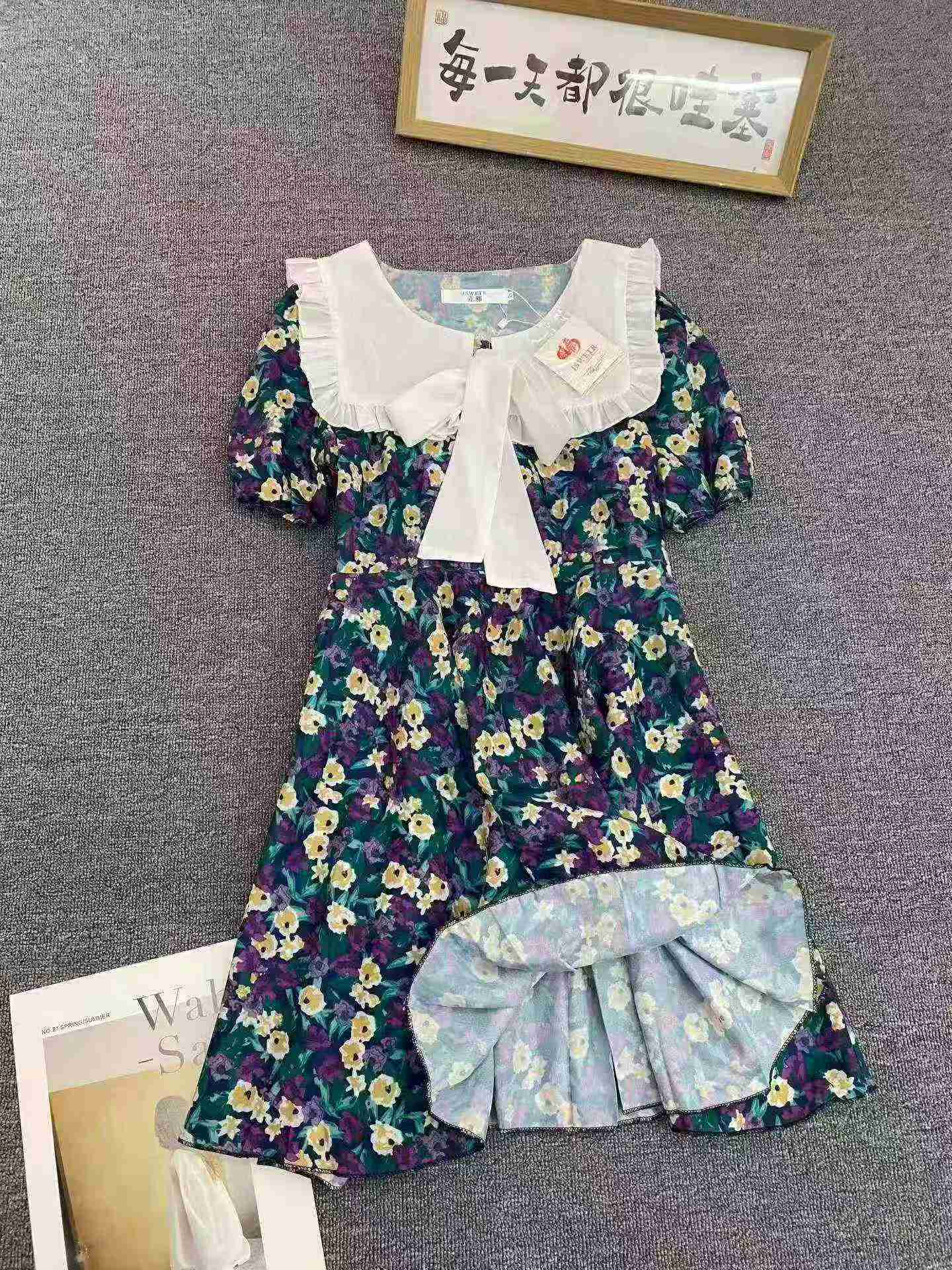 190 Pcs Doll Collar Floral Puff Sleeve Dresses - Image 3