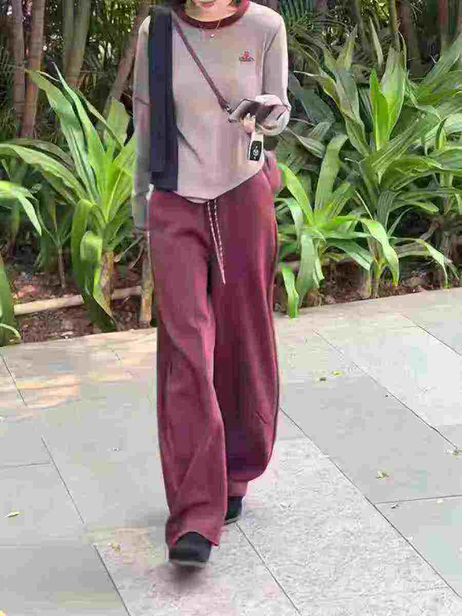 Kaos Lengan Panjang Gaya Eropa Desain Baru dengan Bordir Motif Planet dan Aksen Jahitan Topstitch, 191 Pcs 2 Model - Image 3