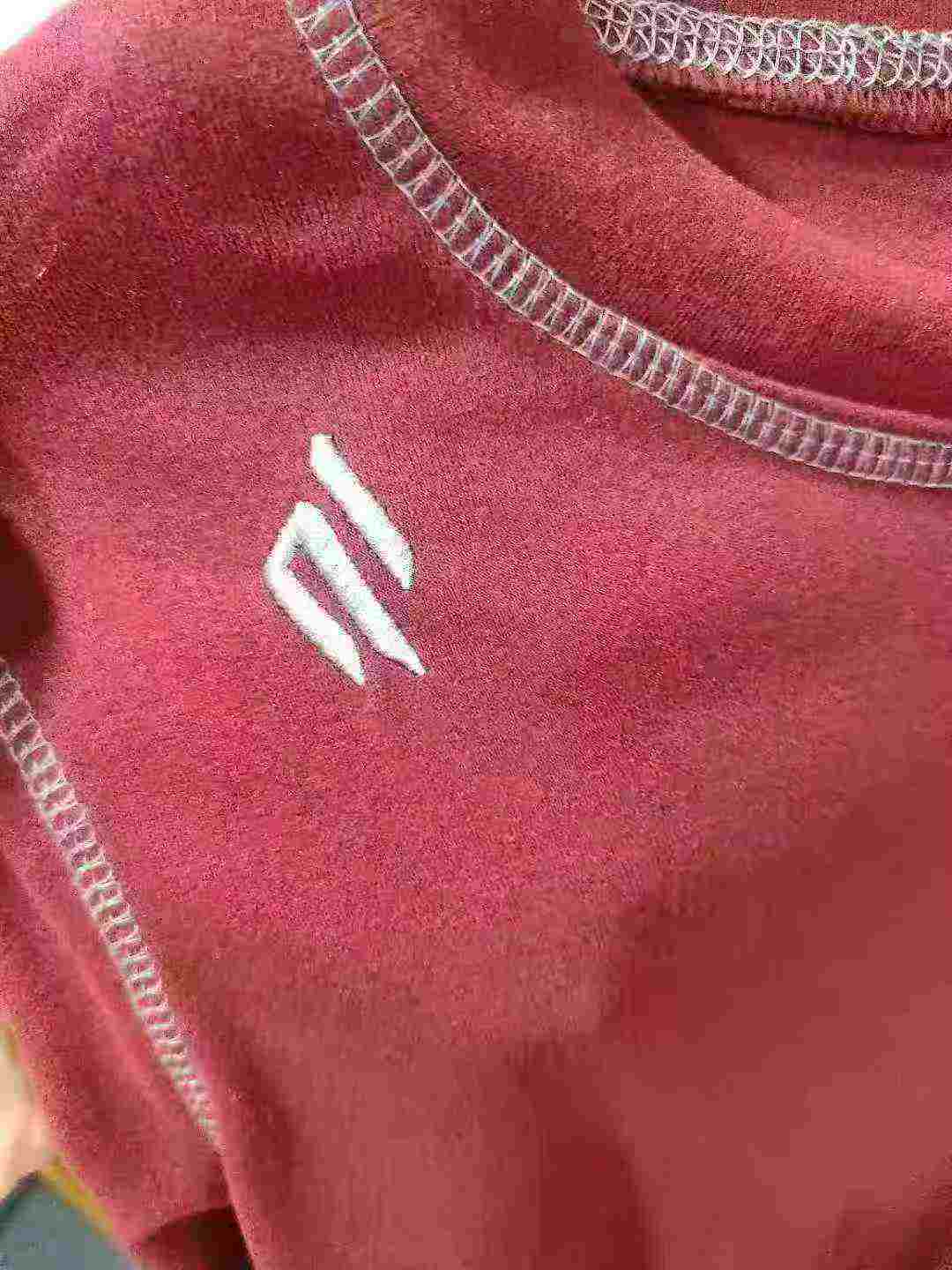 Kaos Lengan Panjang Gaya Eropa Desain Baru dengan Bordir Motif Planet dan Aksen Jahitan Topstitch, 191 Pcs 2 Model - Image 9