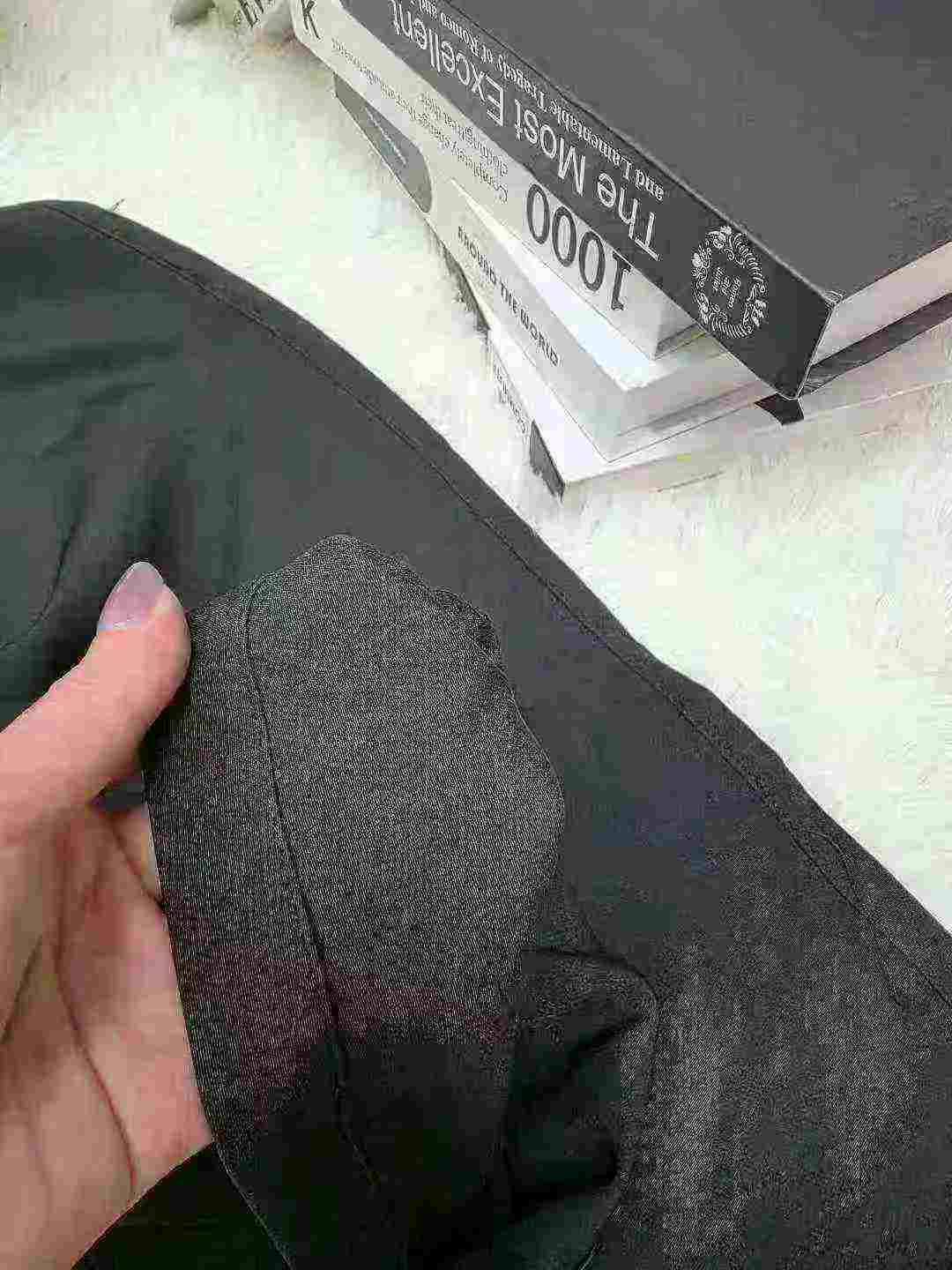 178 pièces de pantalons décontractés amples et polyvalents pour hommes, retirés de la boutique Tmall, tailles S M L, emballage individuel avec étiquette suspendue - Image 9